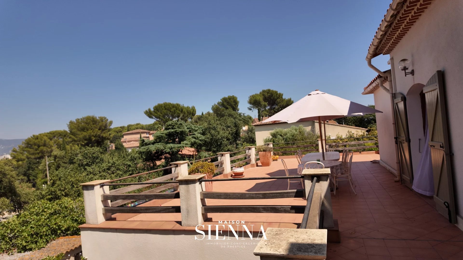 Photo 5 — Maison Sienna