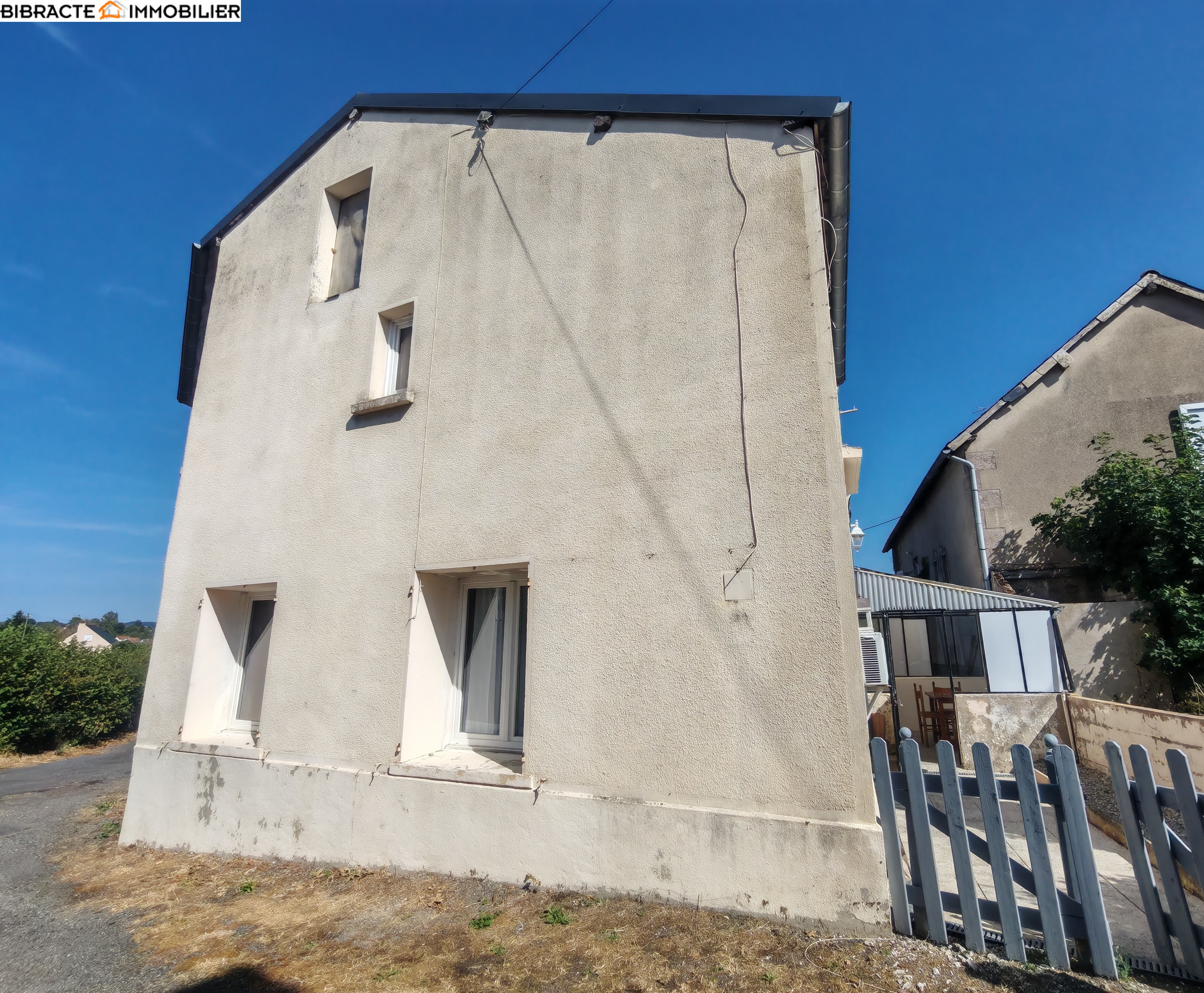 Photo 2 — Bibracte Immobilier