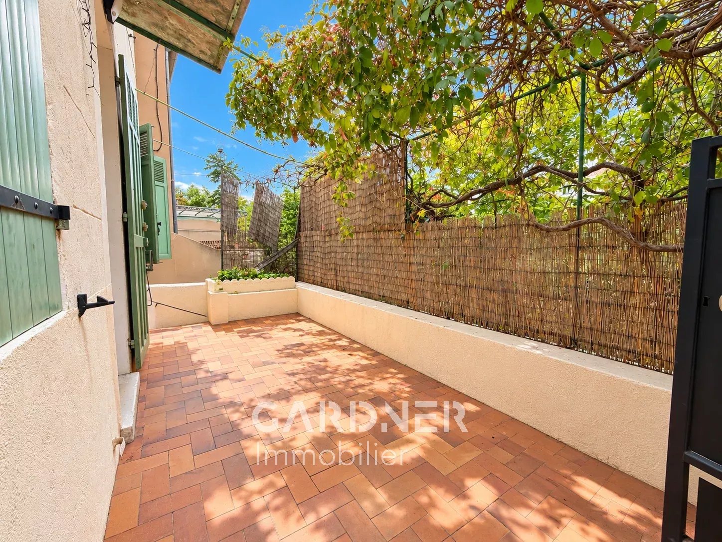 Photo 2 — GARDNER IMMOBILIER