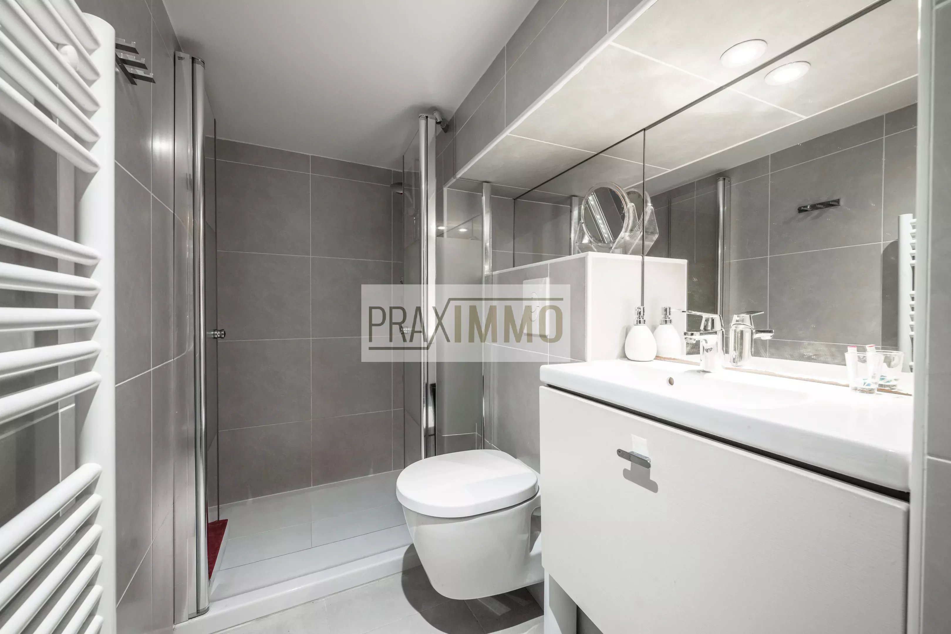 Photo 14 — Praximmo