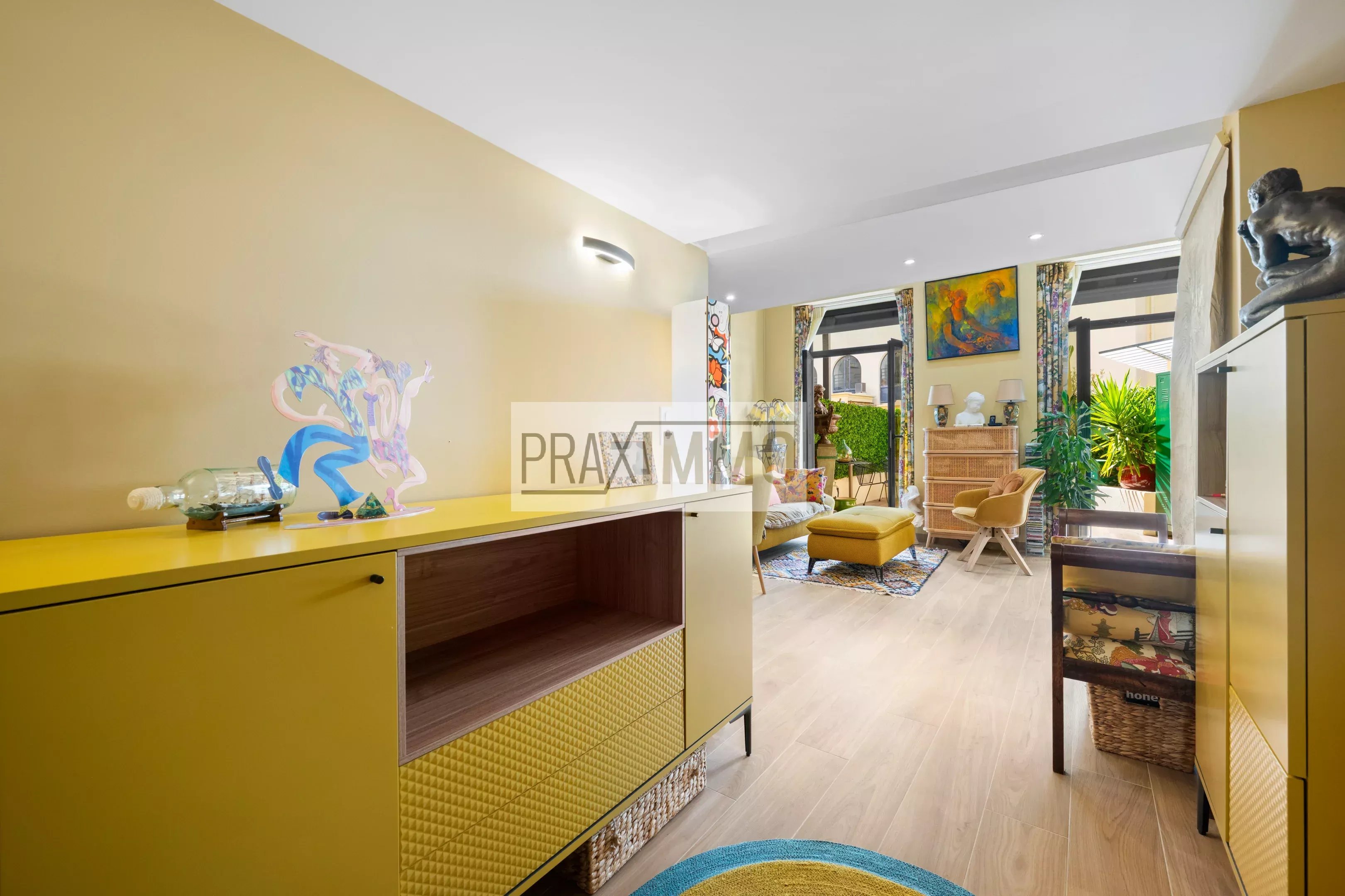 Photo 13 — Praximmo
