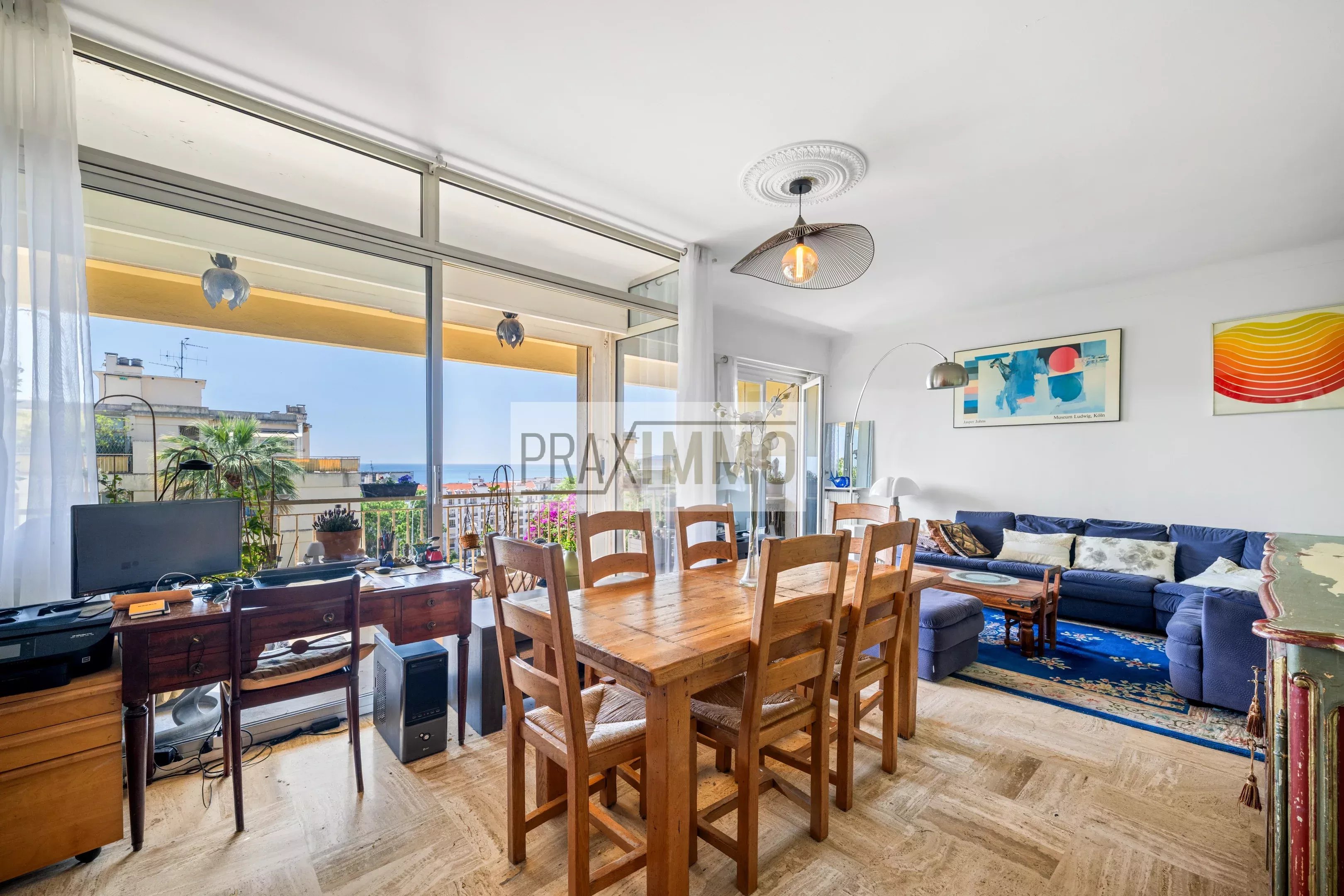 Photo 2 — Praximmo
