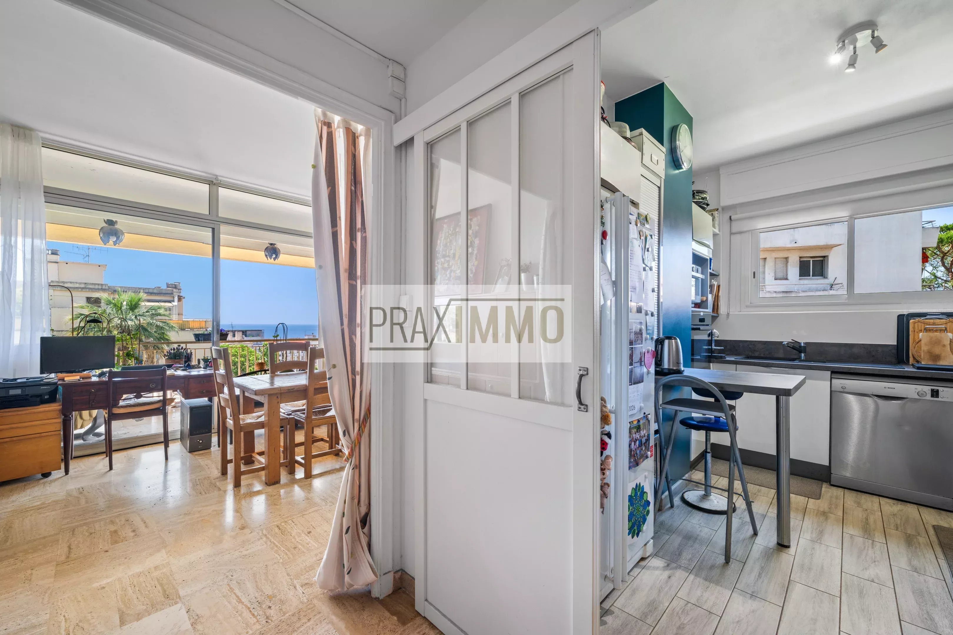 Photo 11 — Praximmo