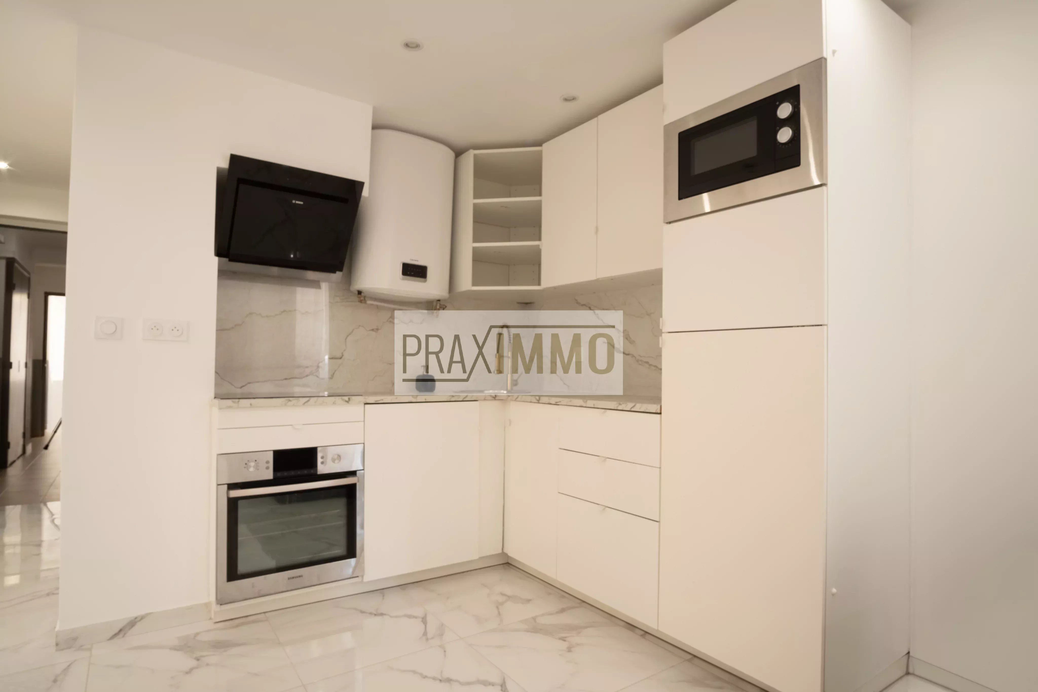 Photo 5 — Praximmo