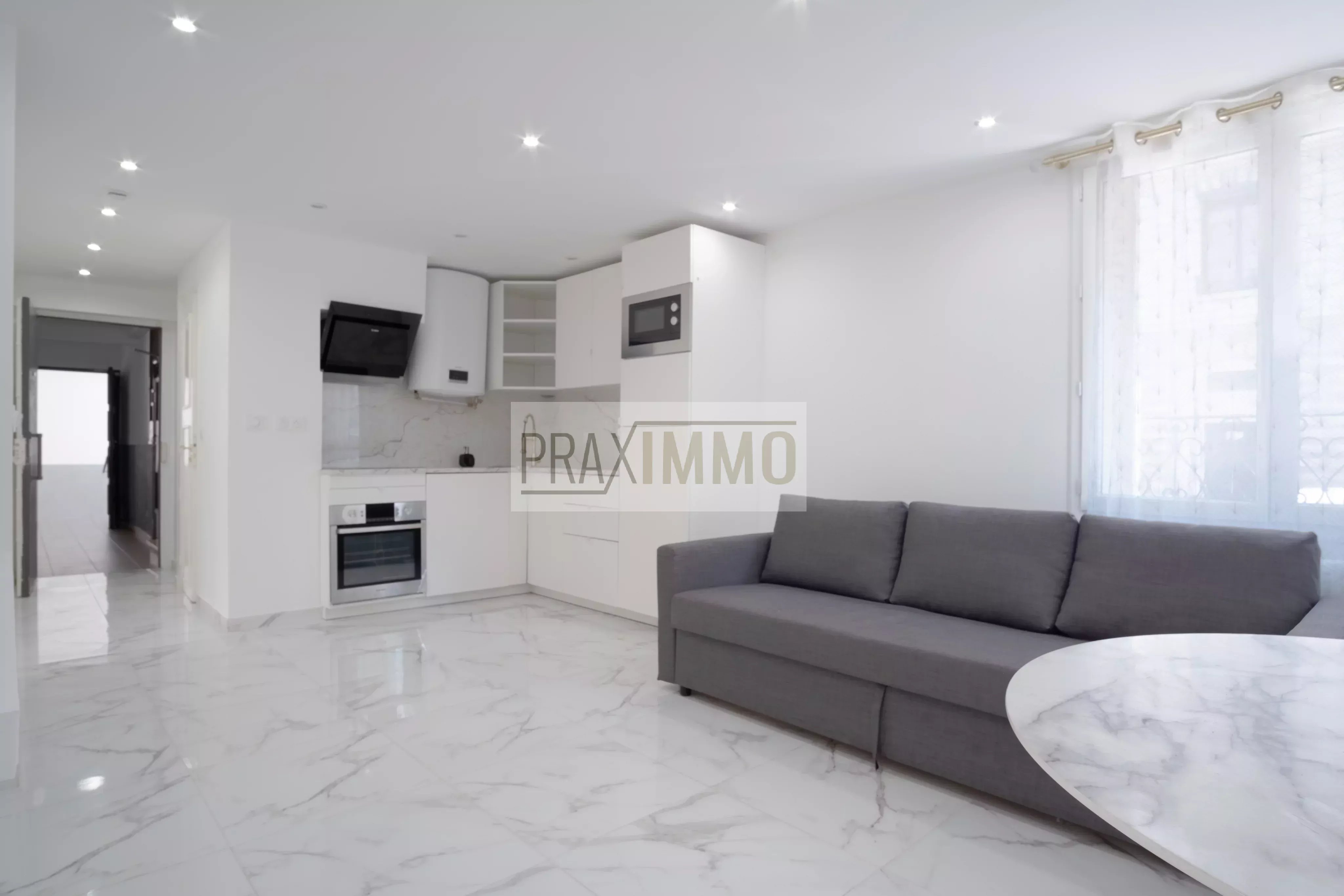 Photo 11 — Praximmo