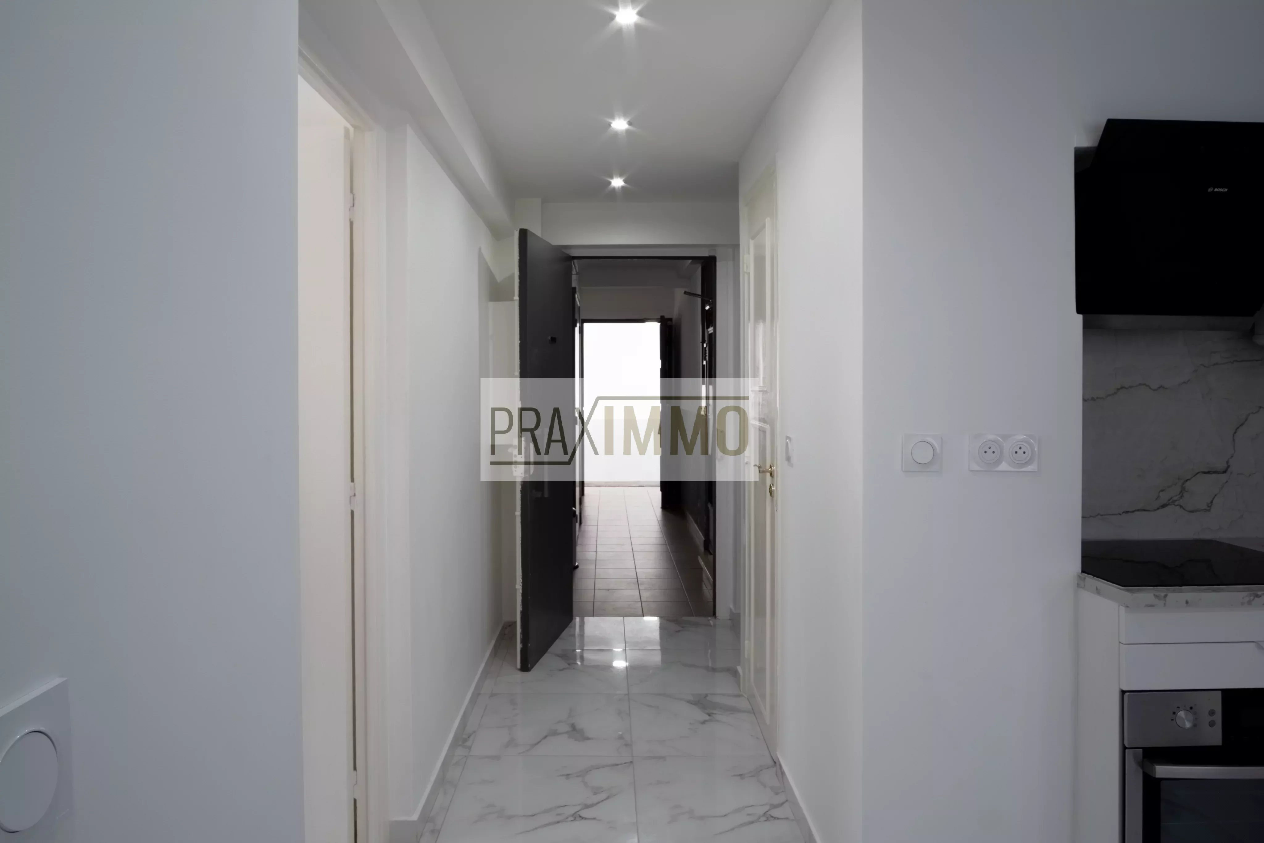 Photo 23 — Praximmo