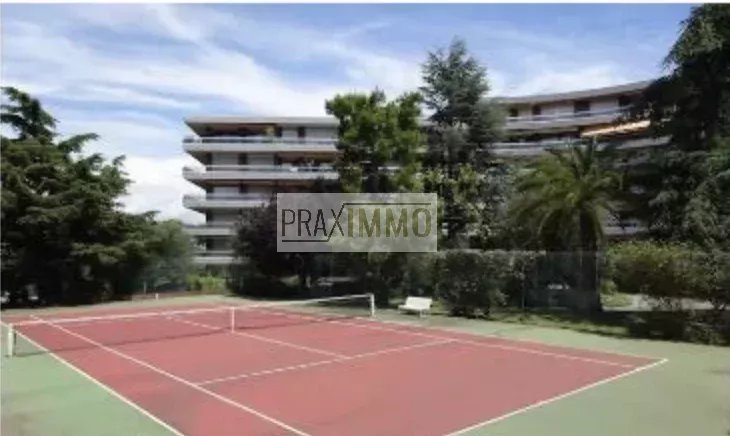 Photo 24 — Praximmo