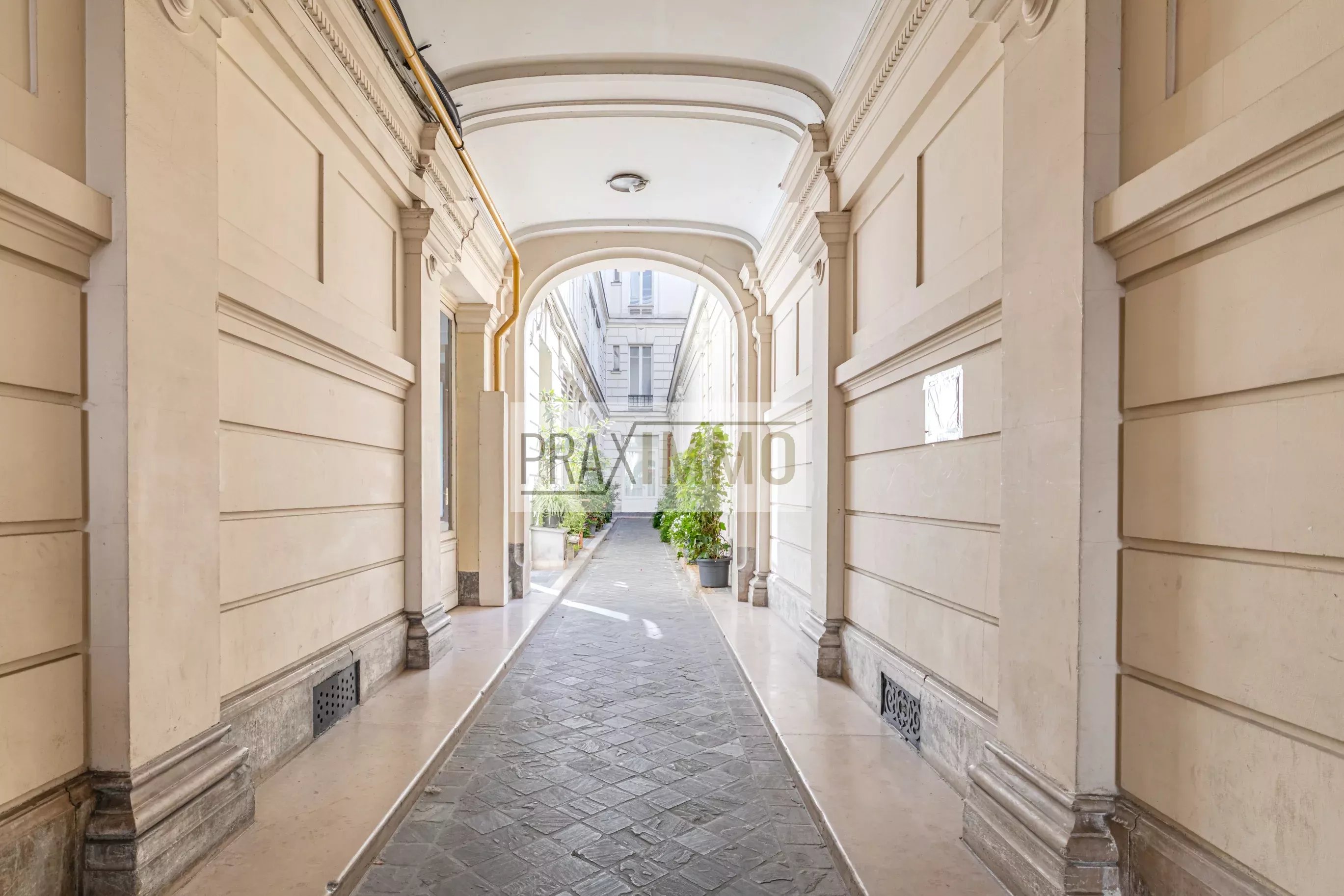 Photo 17 — Praximmo