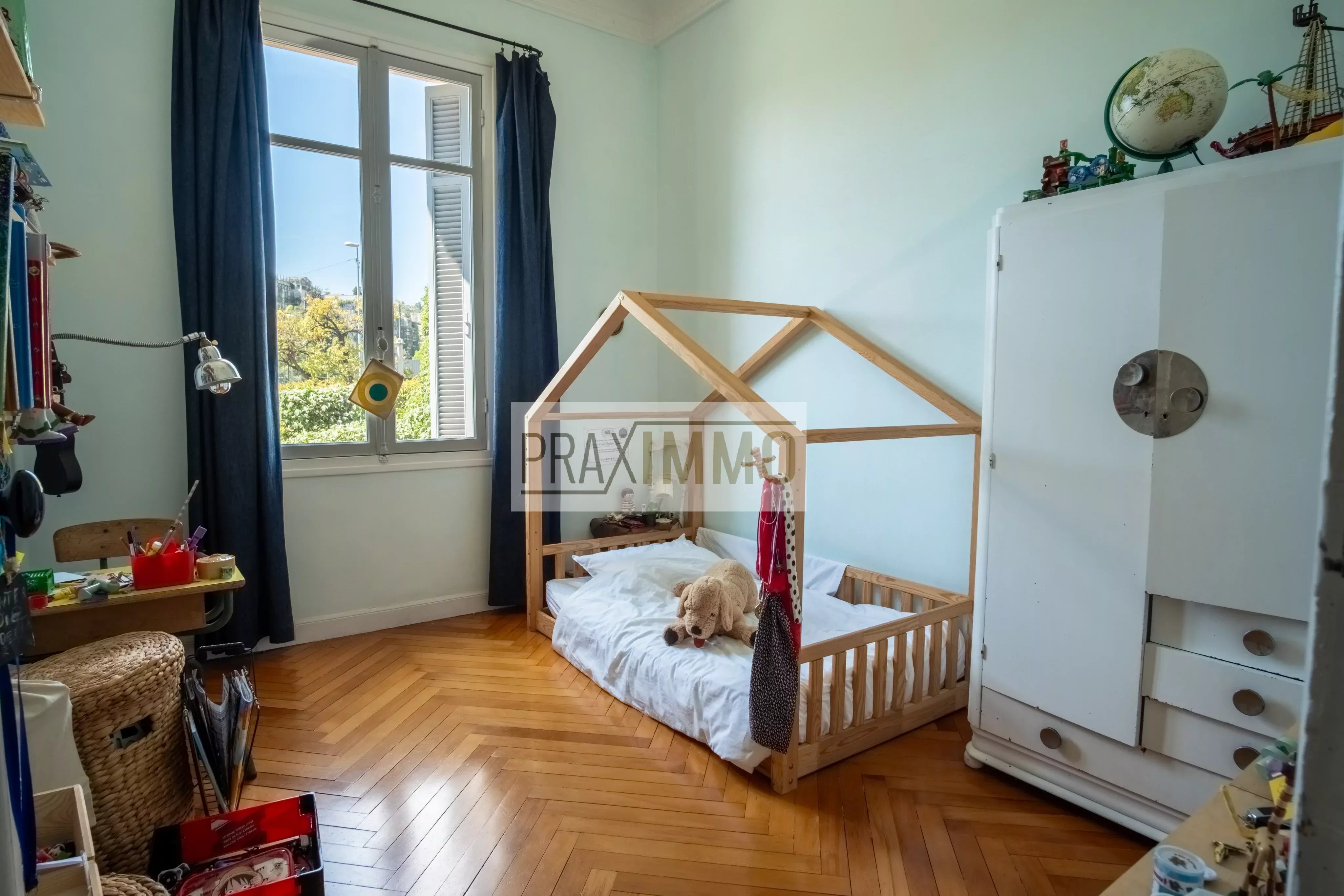 Photo 8 — Praximmo