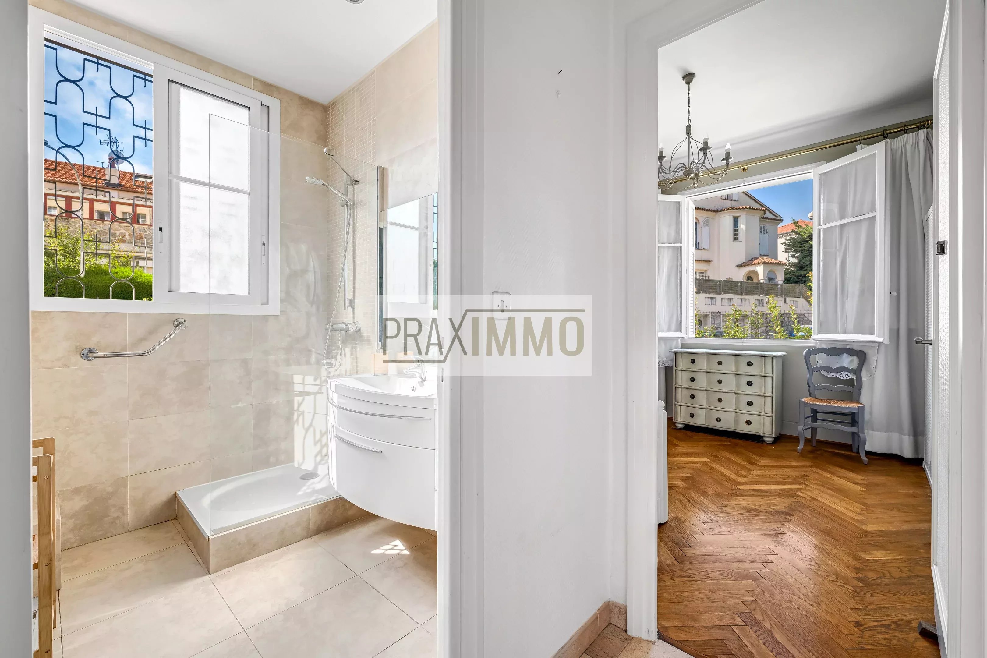Photo 11 — Praximmo