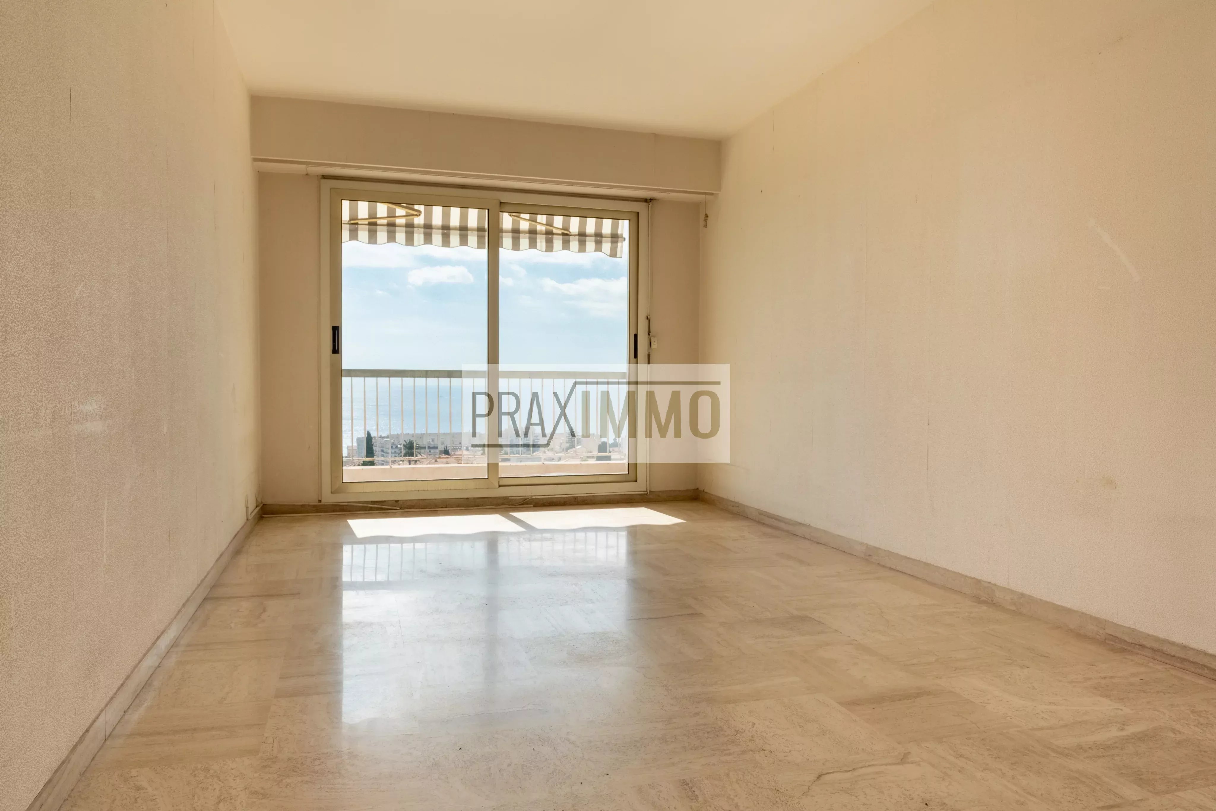 Photo 4 — Praximmo