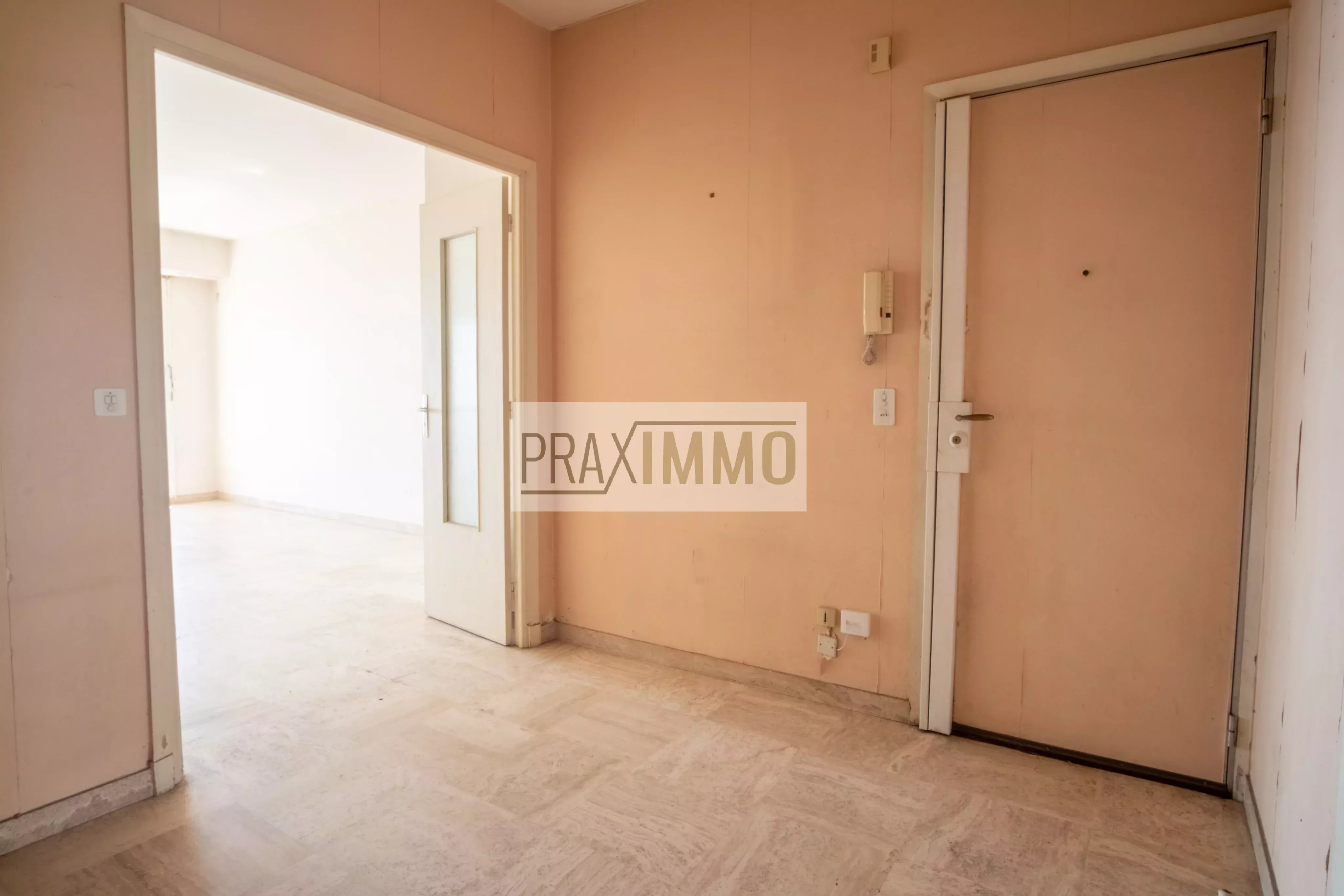 Photo 3 — Praximmo