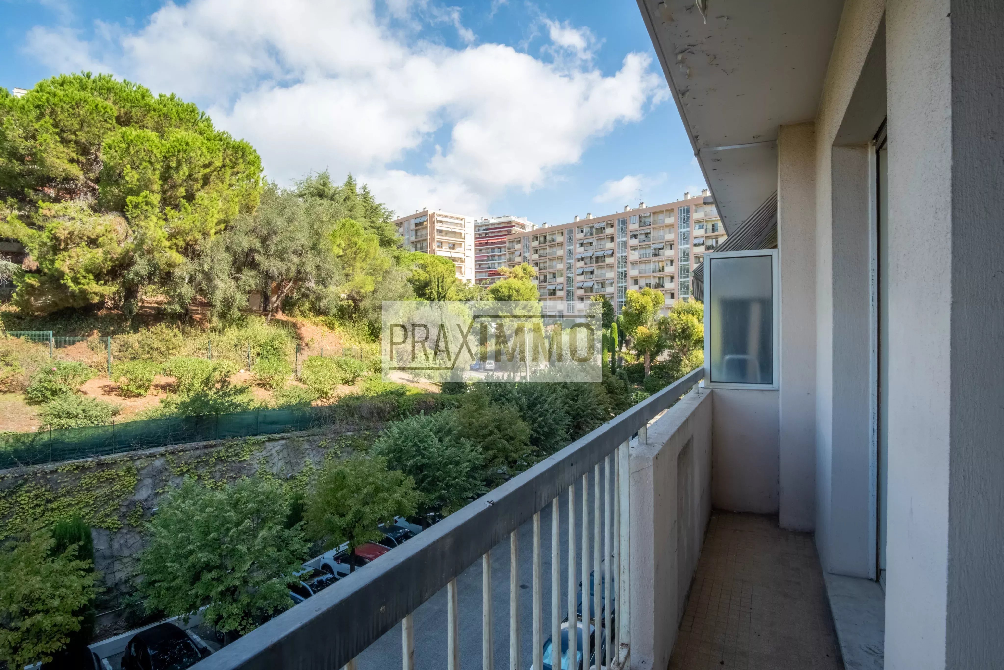 Photo 19 — Praximmo
