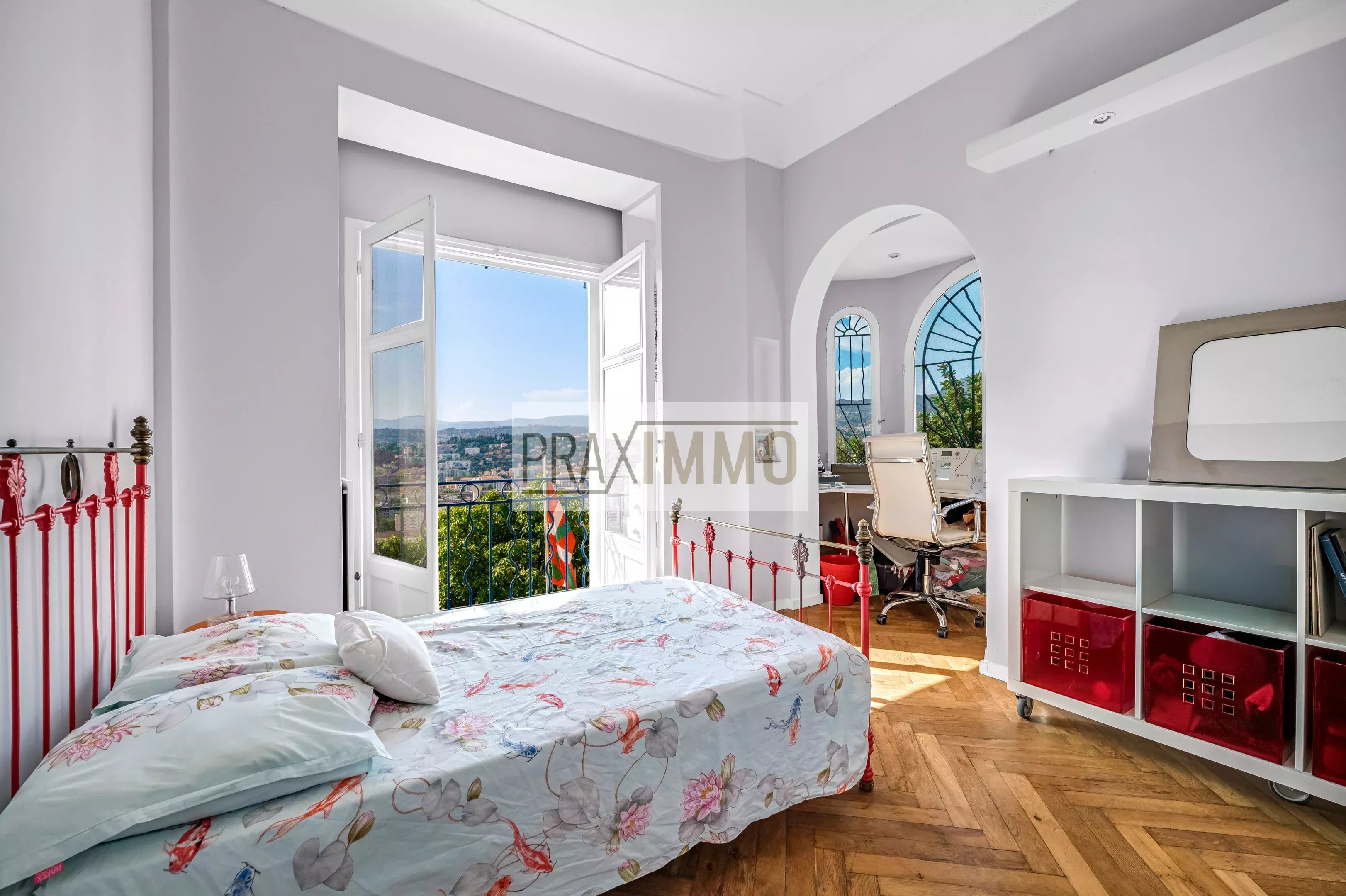 Photo 27 — Praximmo
