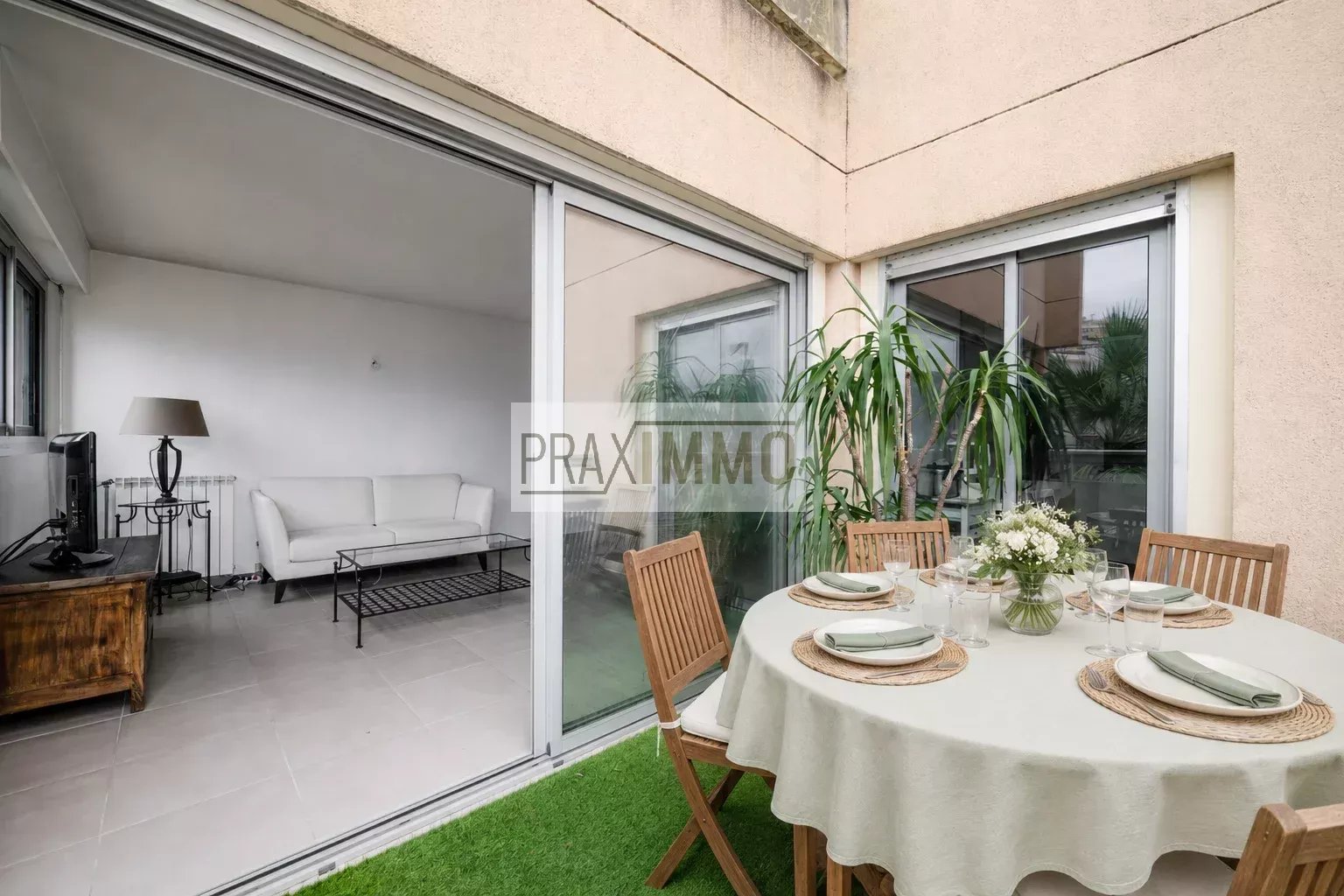 Photo 16 — Praximmo