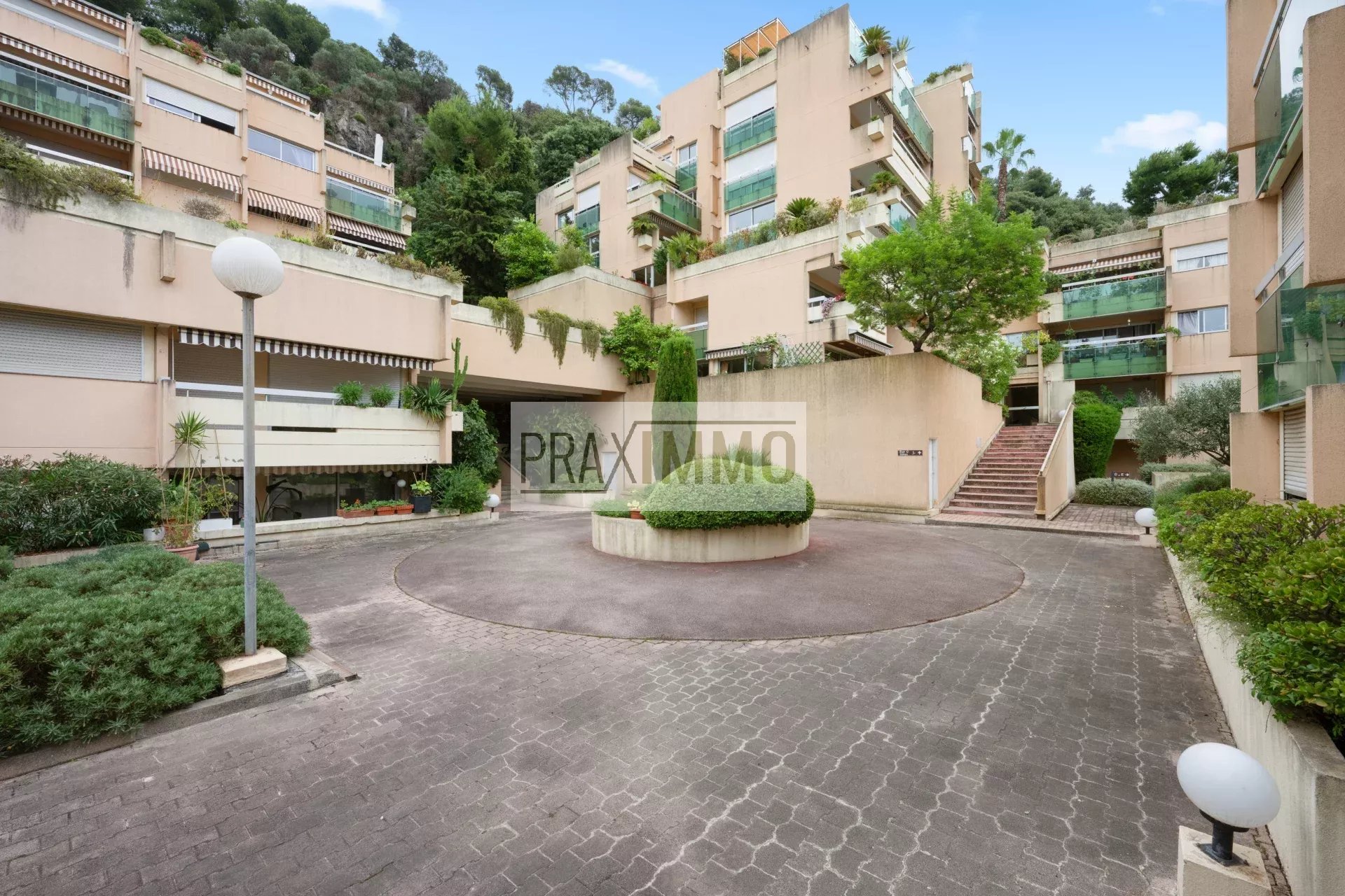 Photo 15 — Praximmo