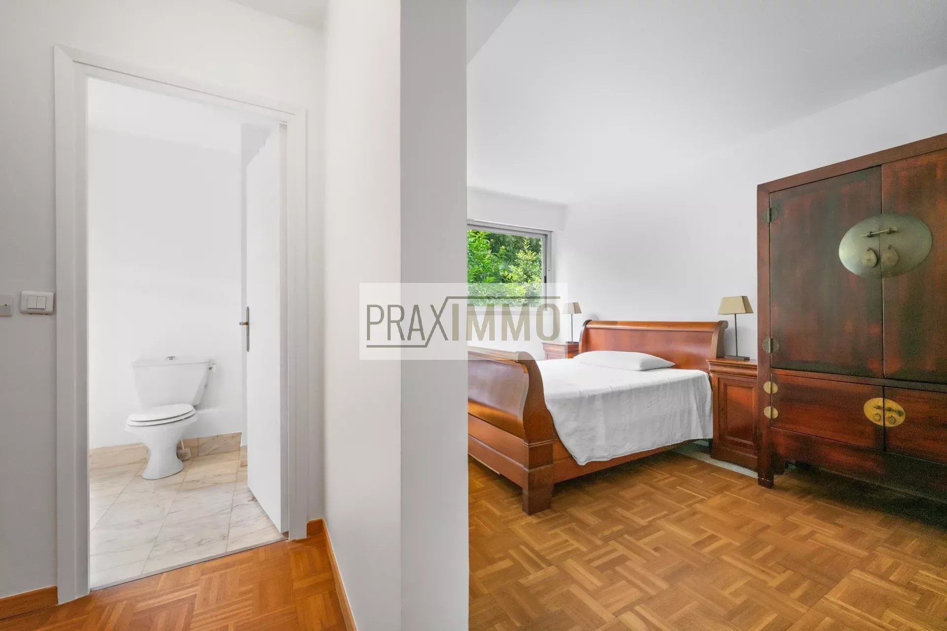 Photo 11 — Praximmo