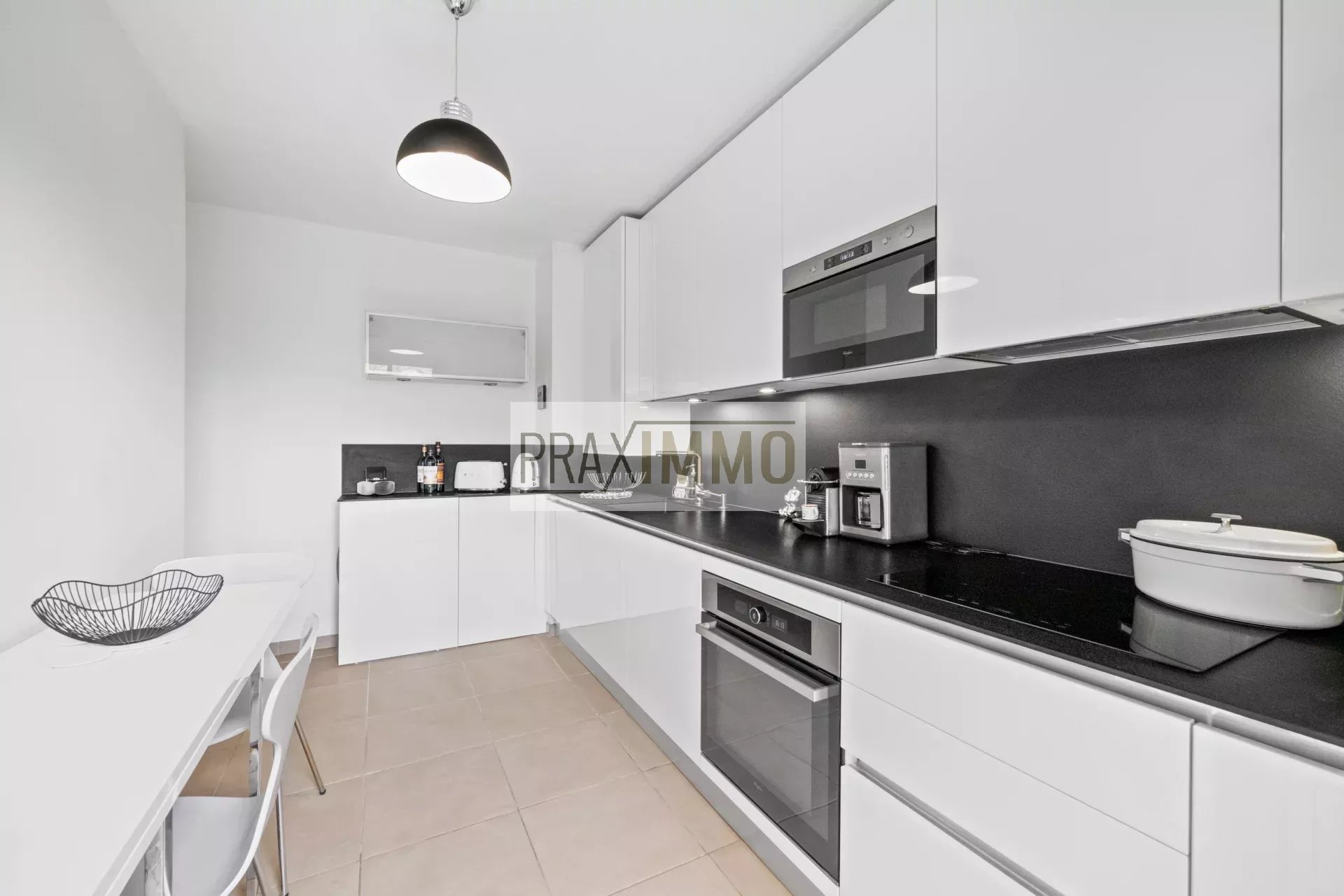 Photo 6 — Praximmo