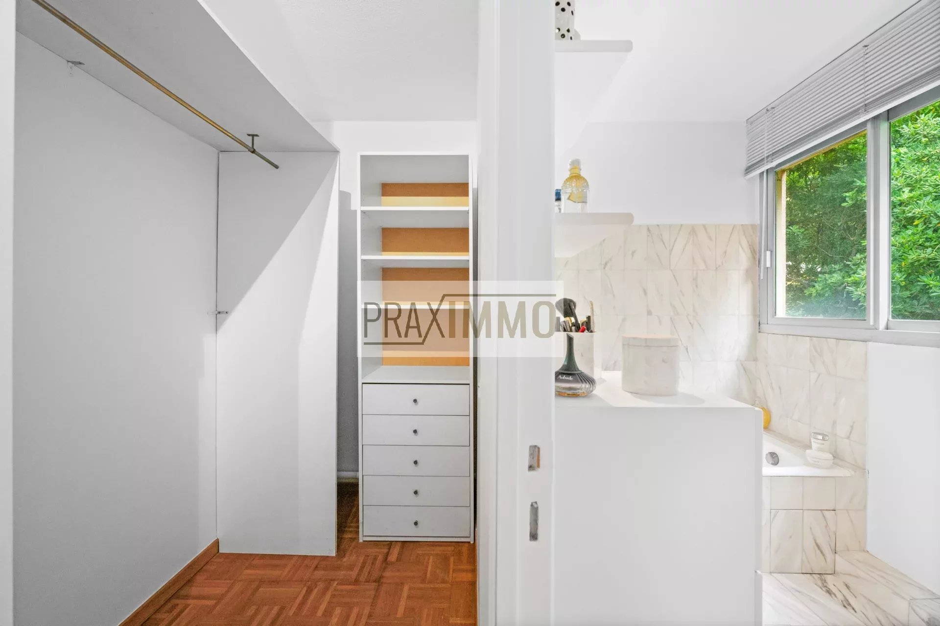 Photo 9 — Praximmo