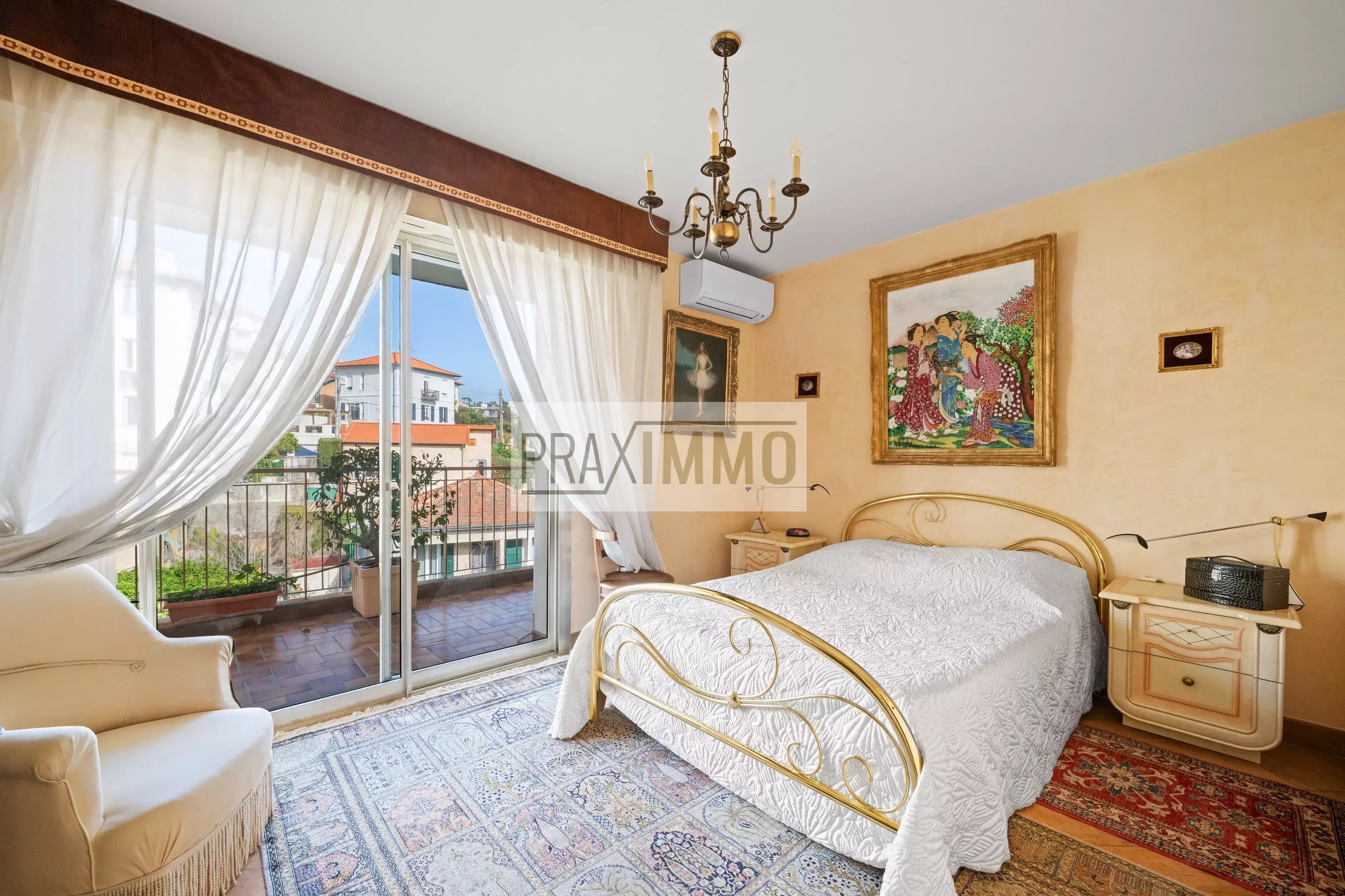 Photo 15 — Praximmo