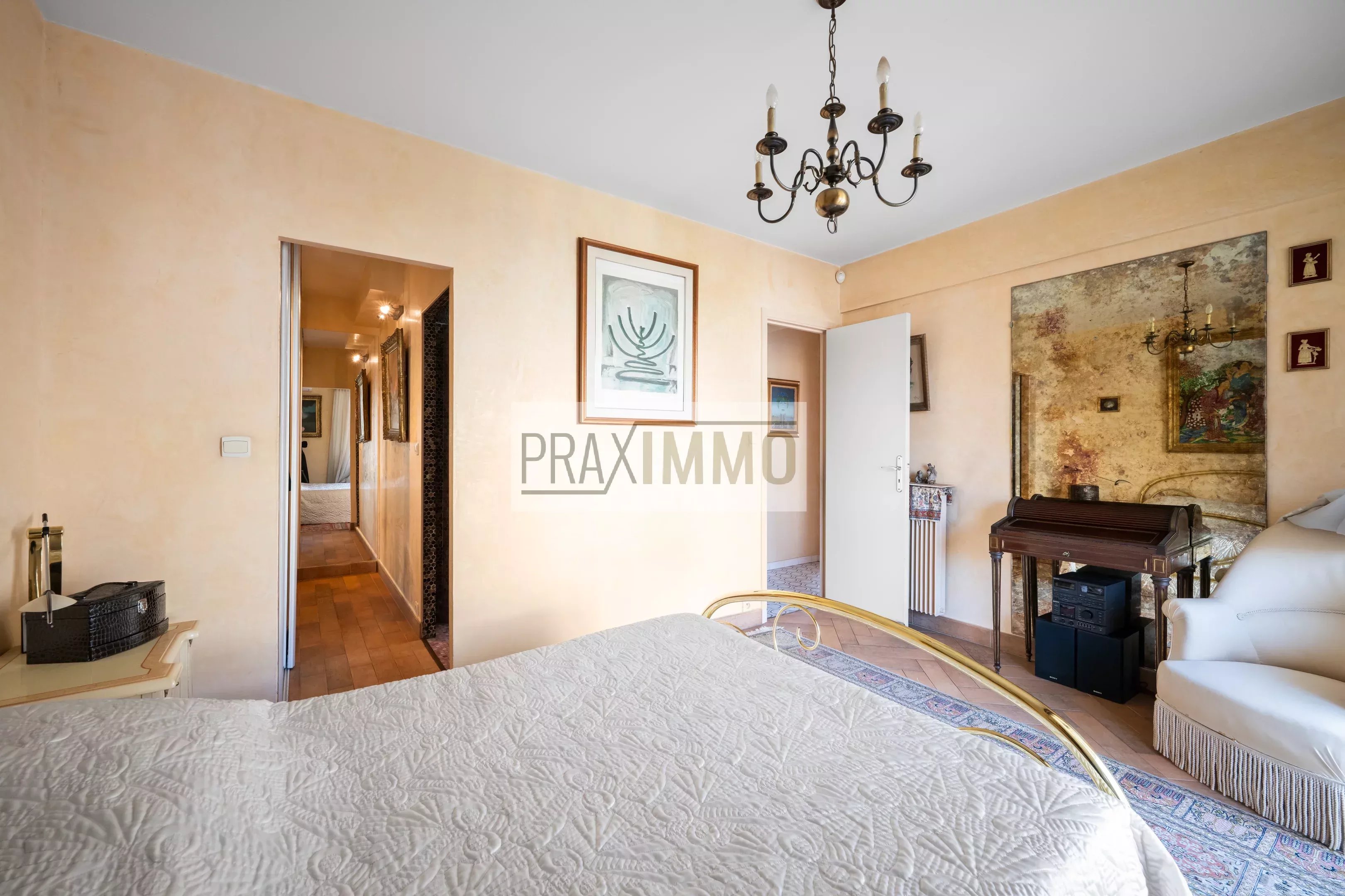Photo 16 — Praximmo