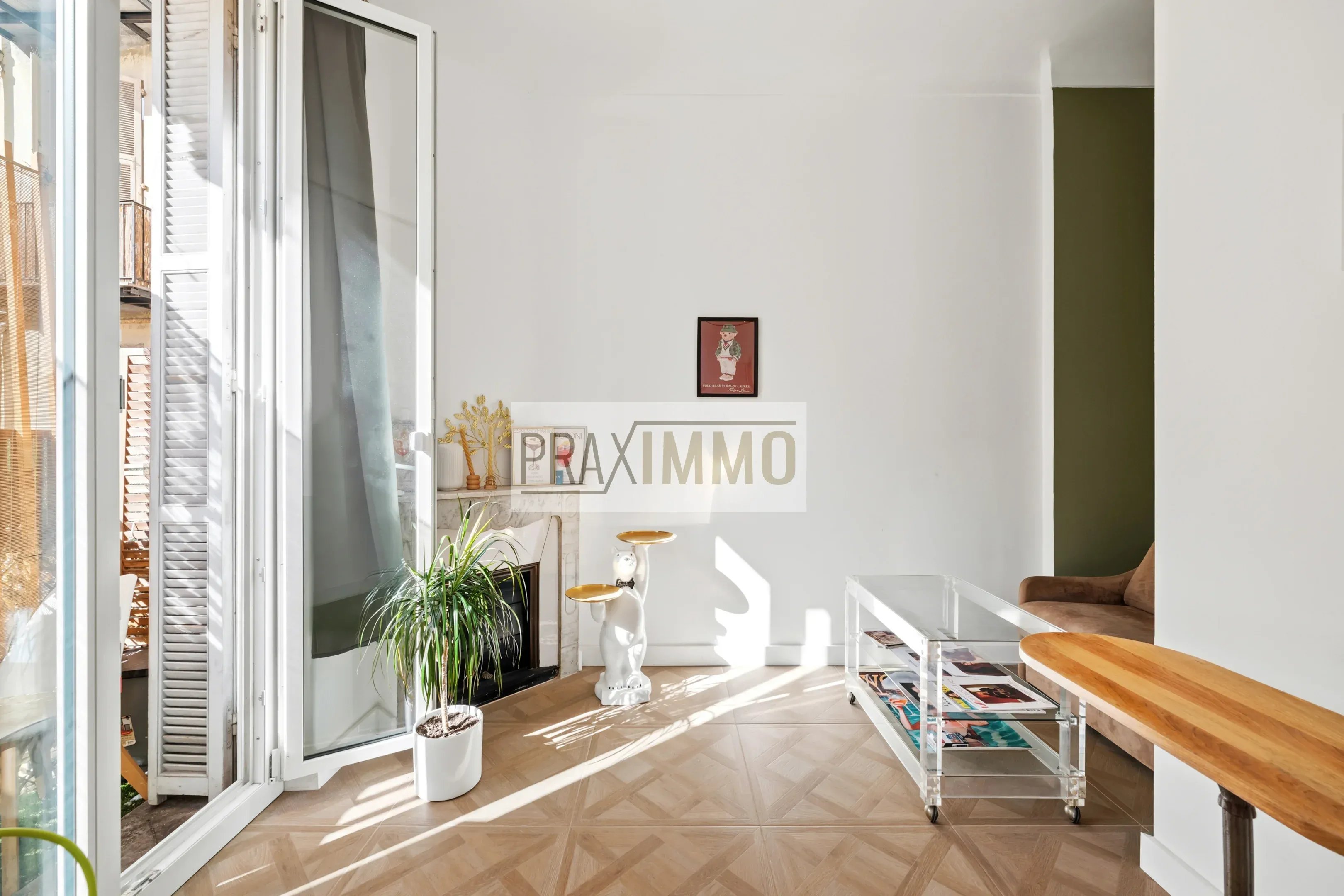 Photo 3 — Praximmo