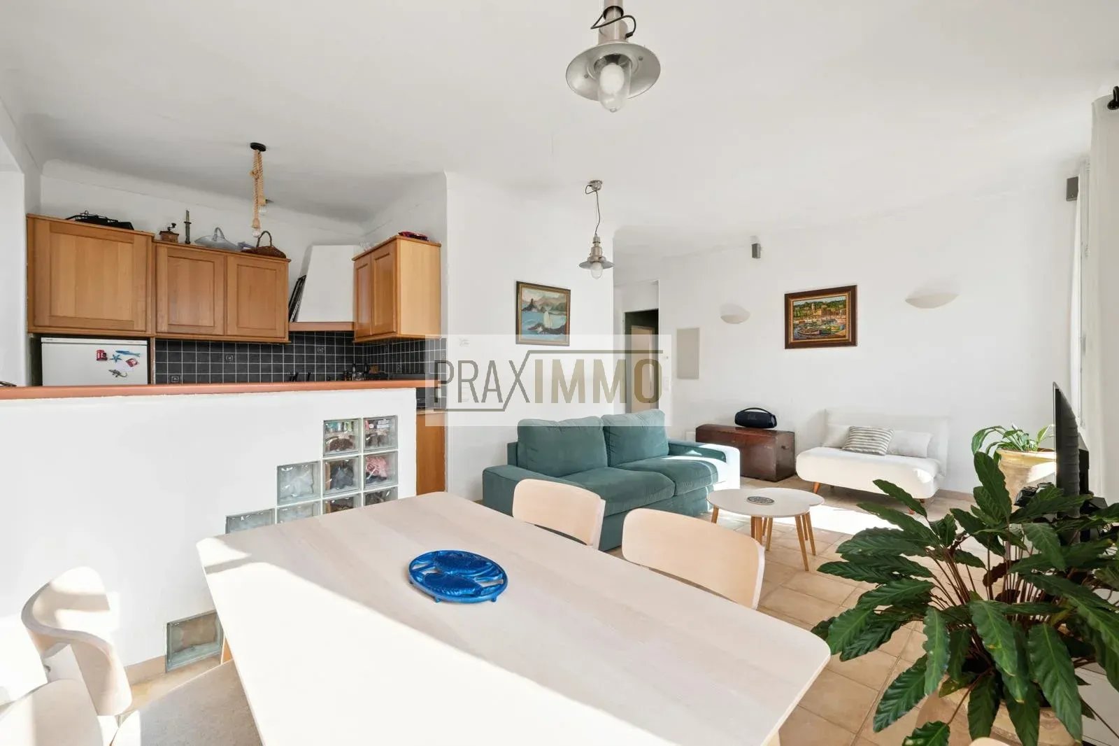 Photo 15 — Praximmo