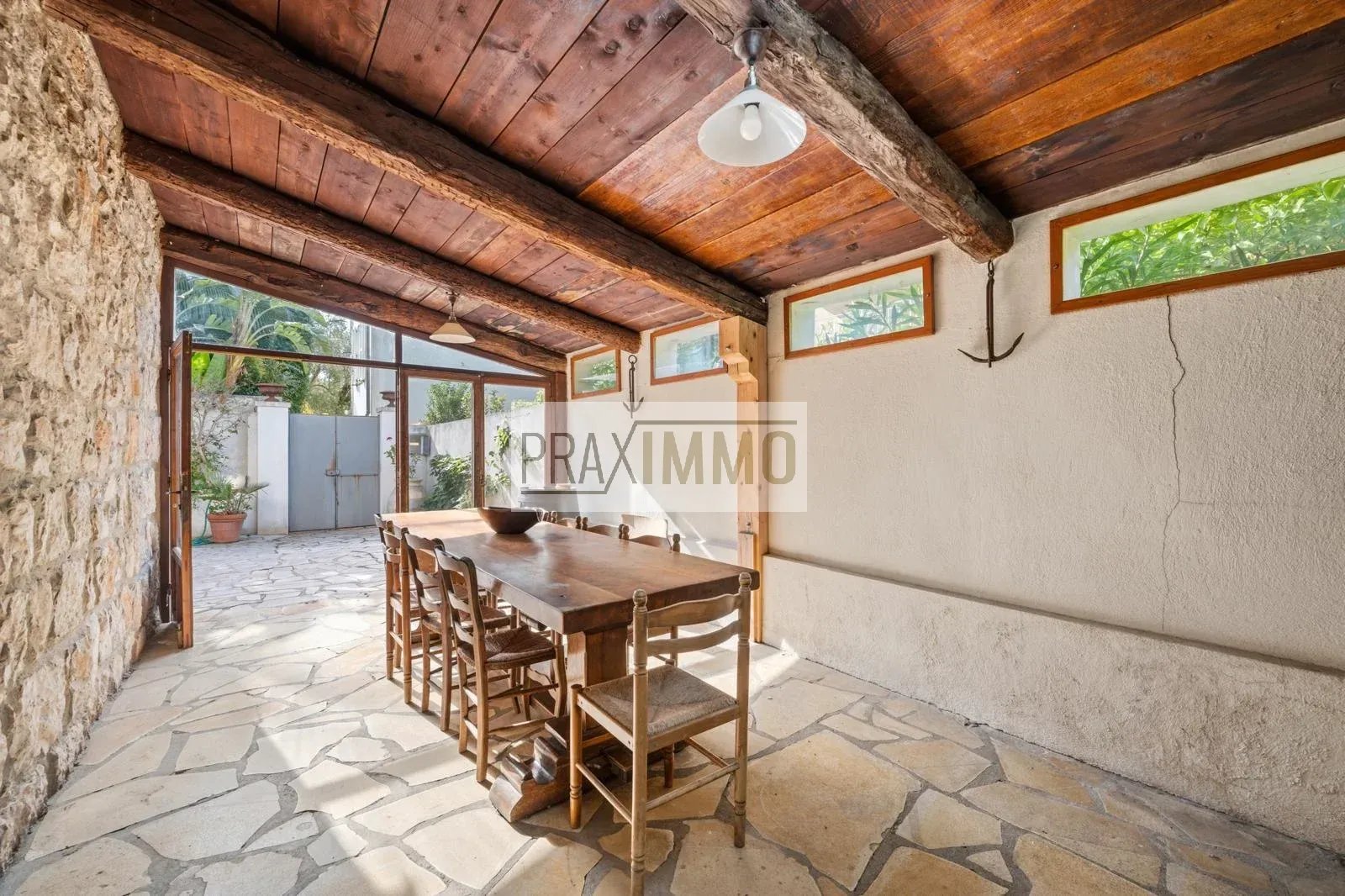 Photo 25 — Praximmo