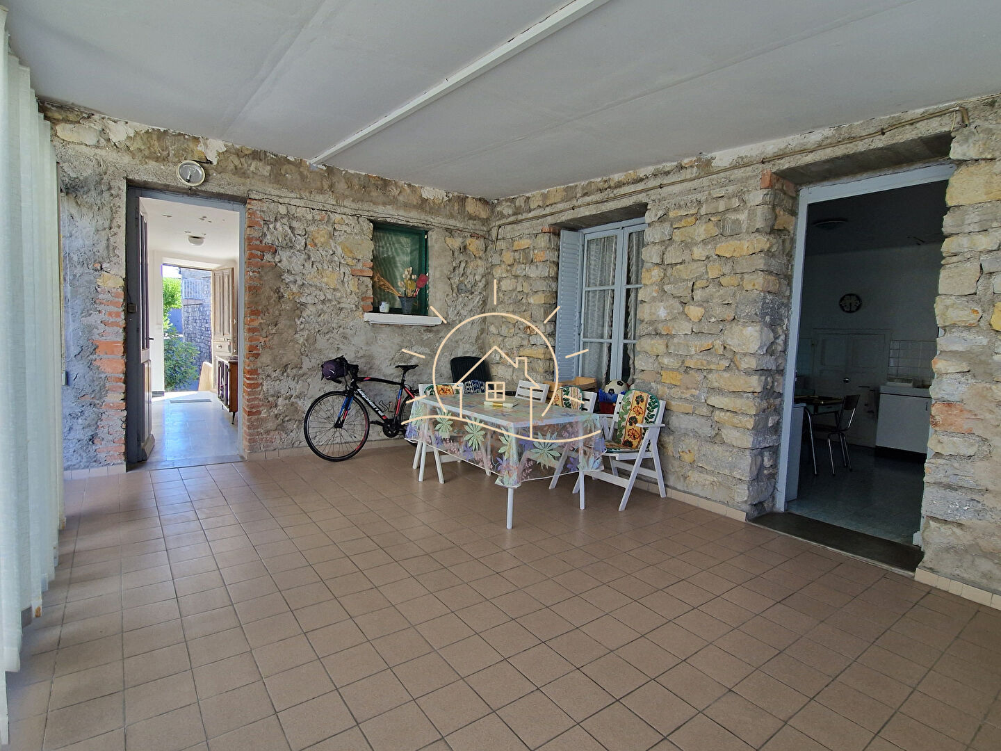 Photo 7 — Agence de la Plaine
