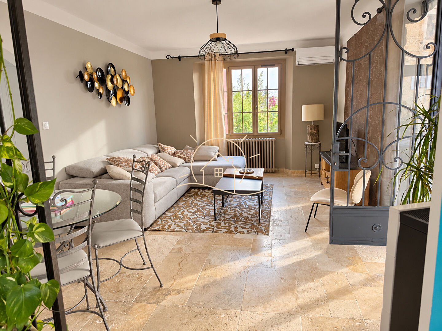 Photo 6 — Agence de la Plaine