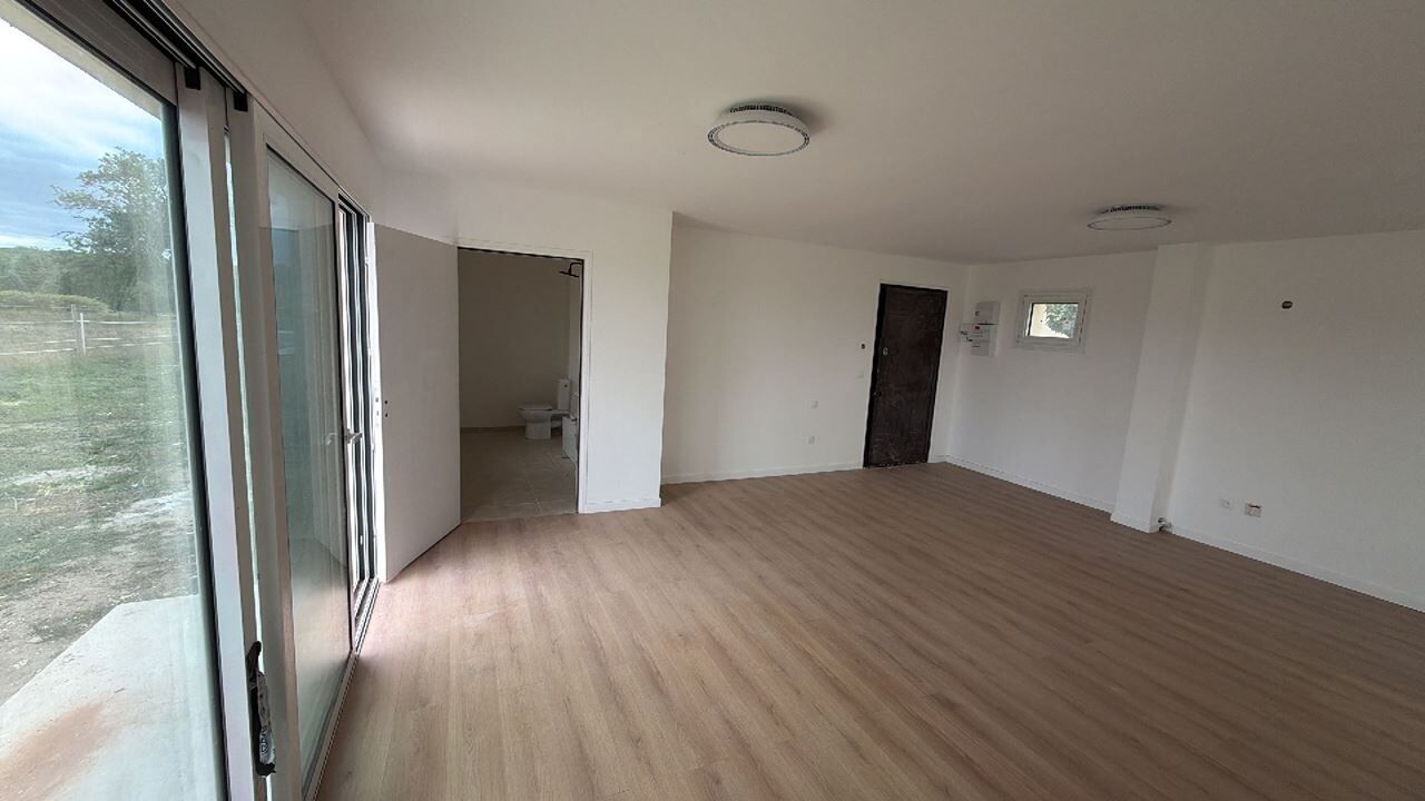 Photo 2 — RENOINVEST - AKWABA