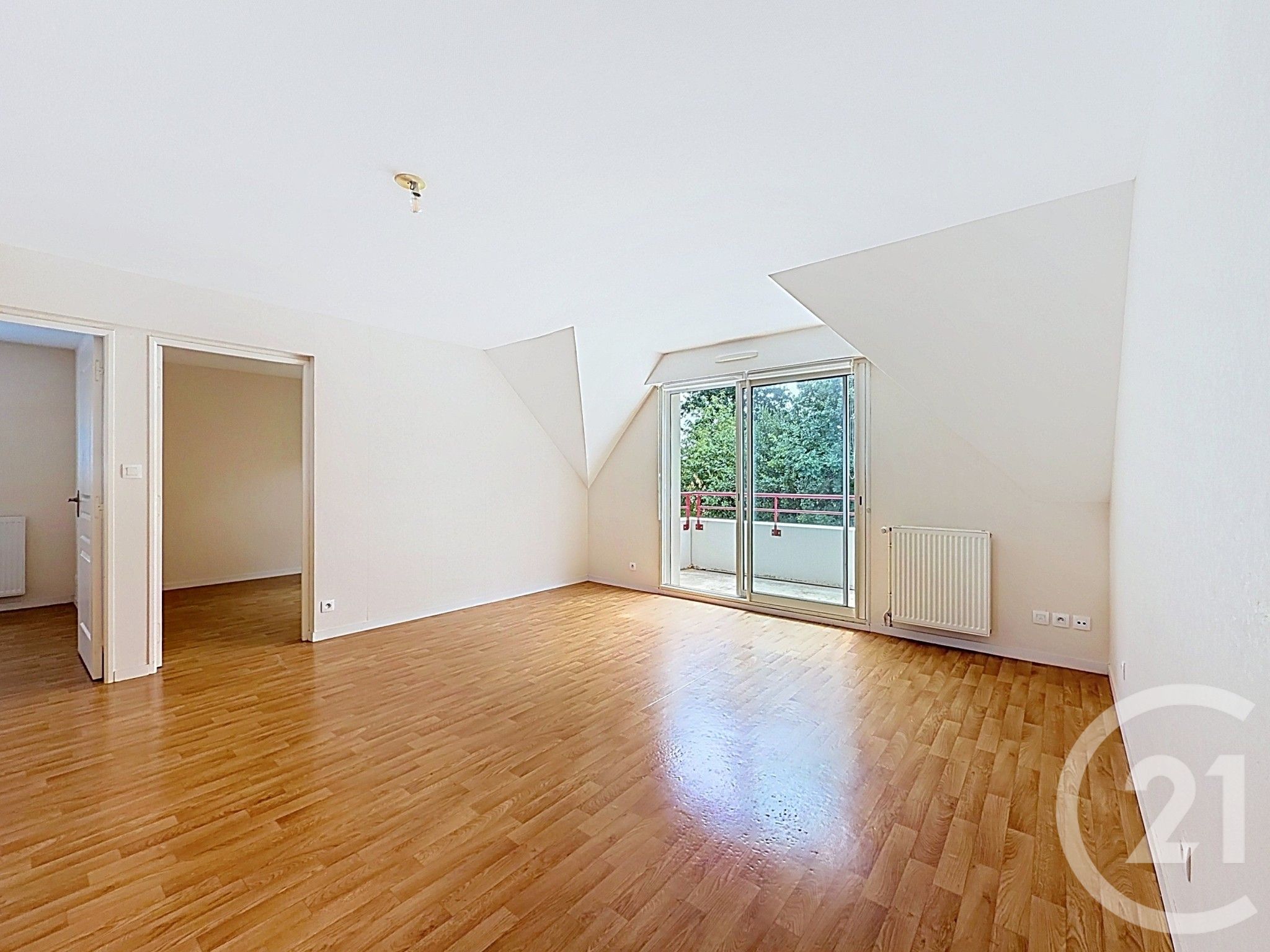 Photo 3 — Century 21 - RG IMMO