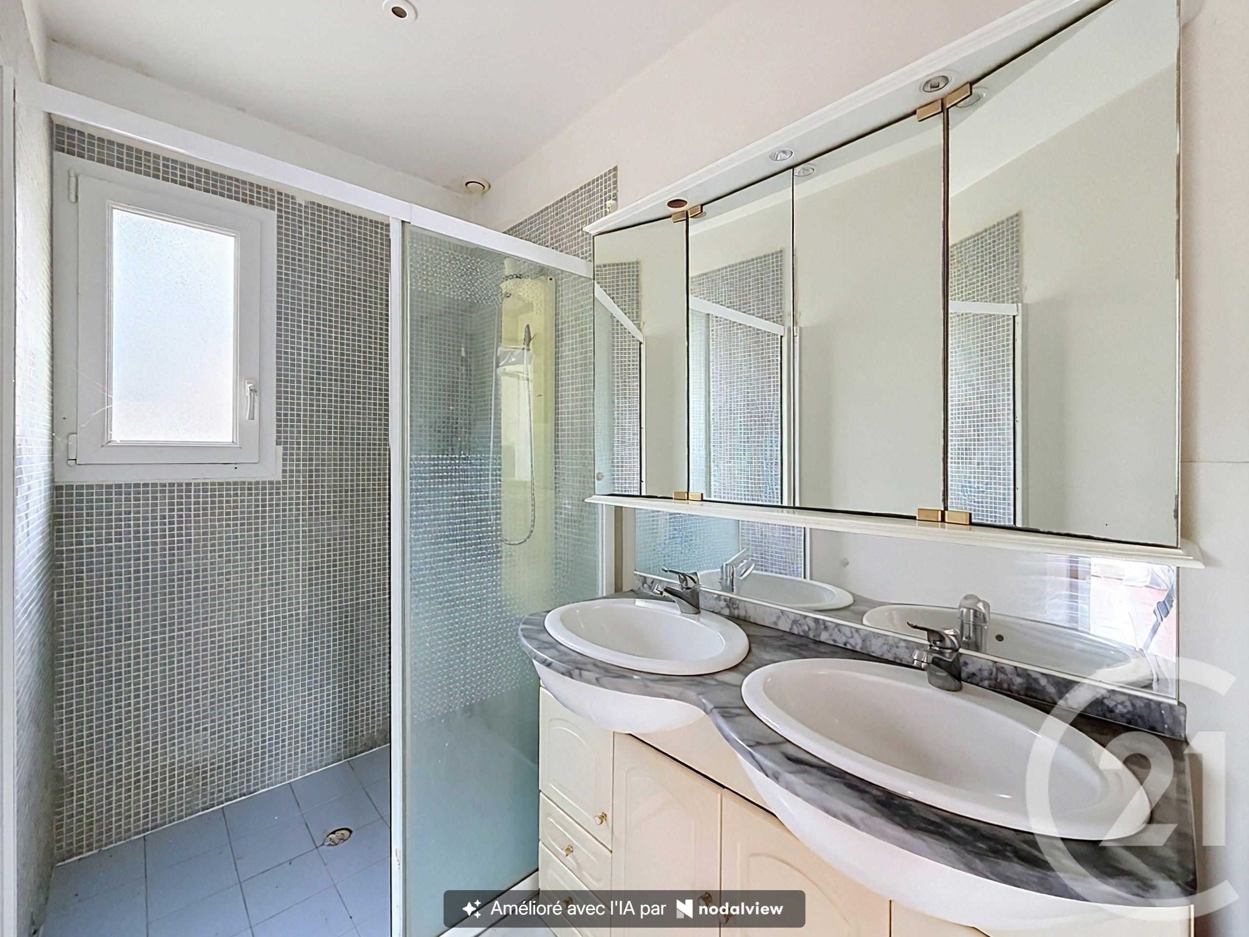 Photo 8 — Century 21 - RG IMMO