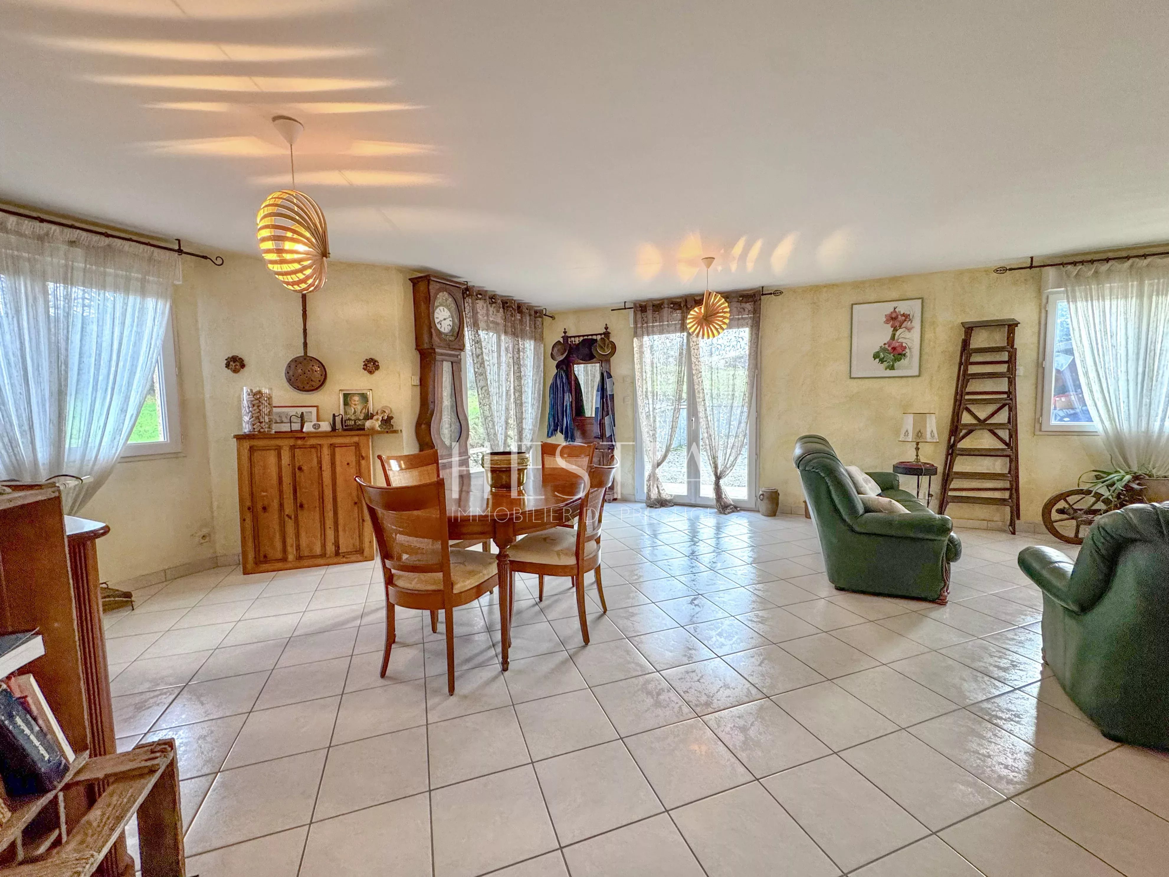 Photo 2 — HESTIA IMMOBILIER - Groupe CLCV