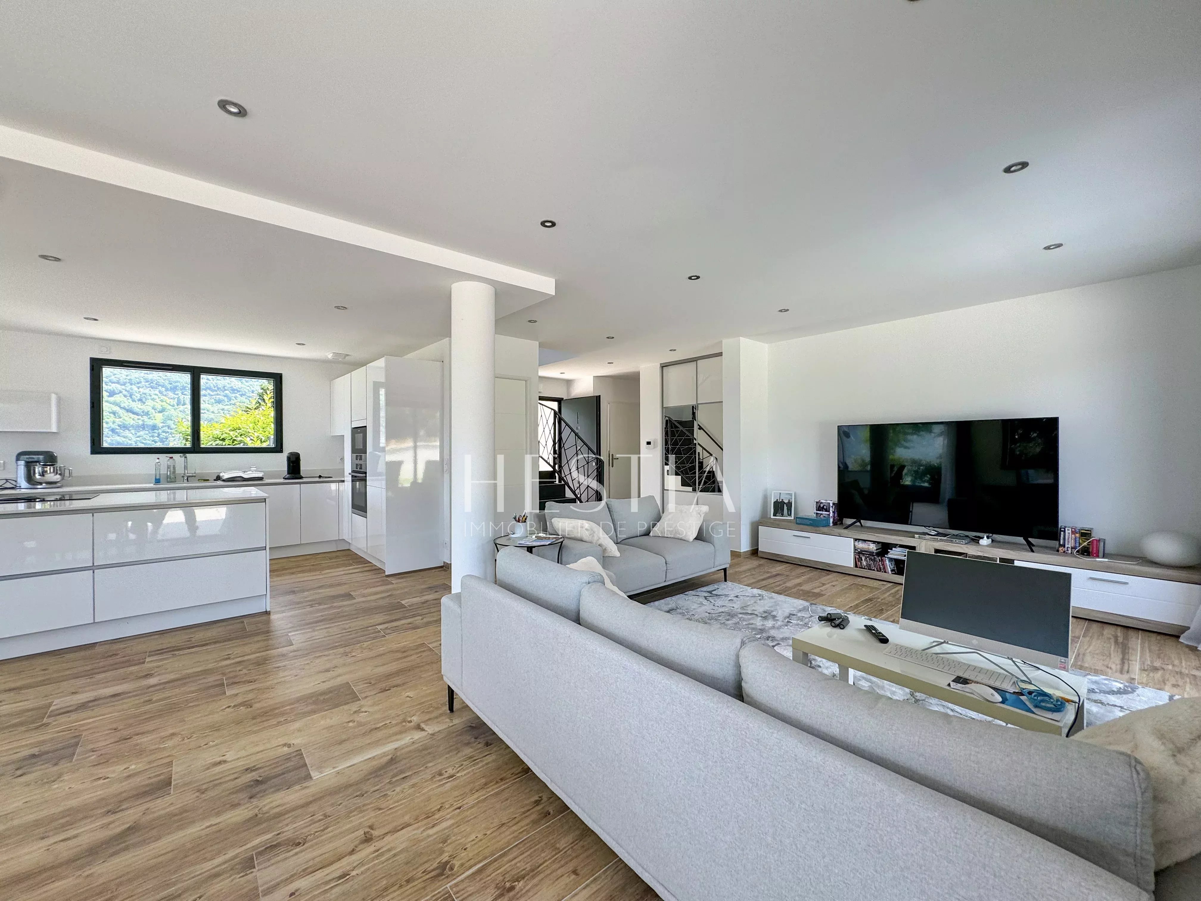 Photo 3 — HESTIA IMMOBILIER - Groupe CLCV