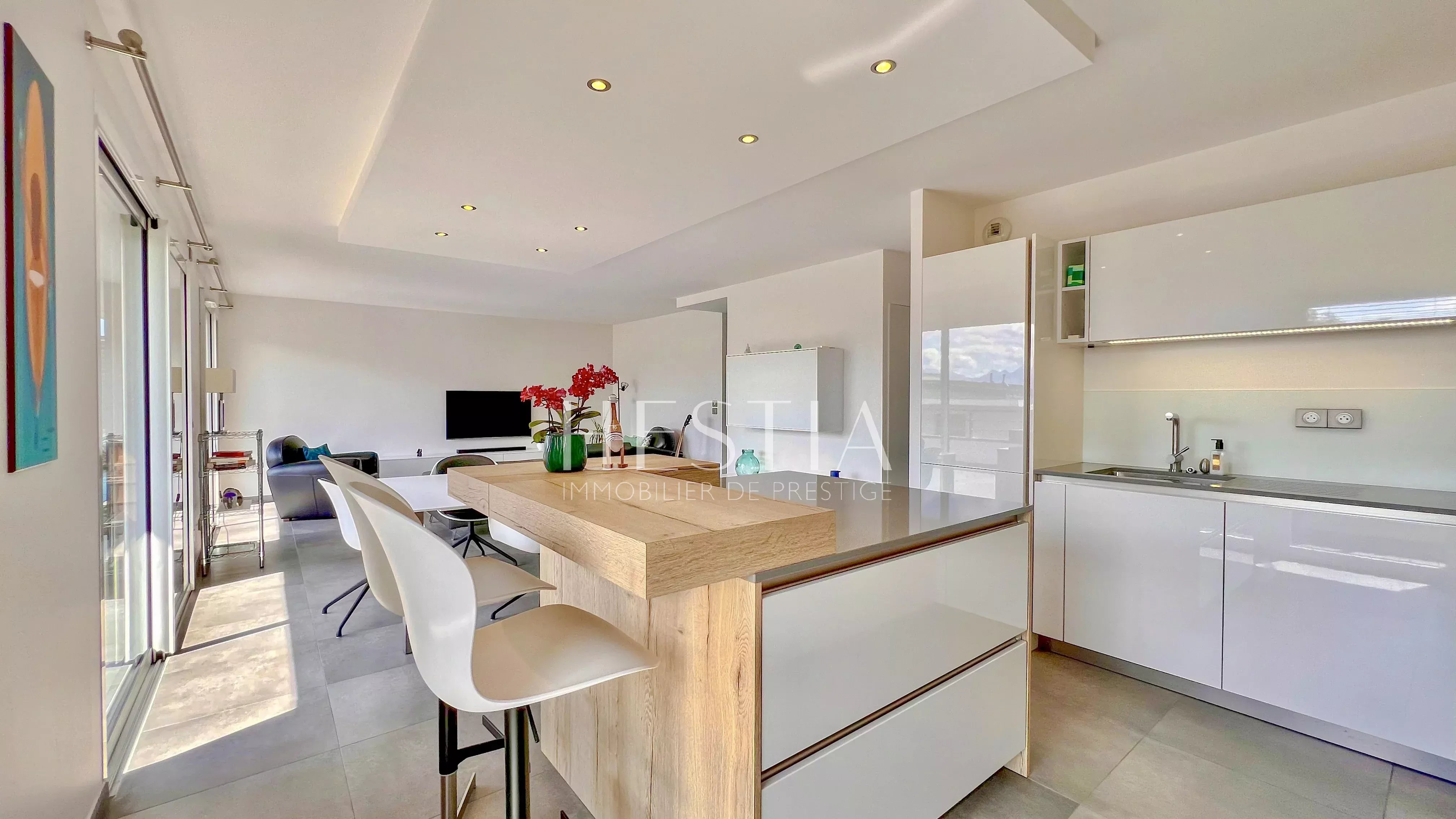 Photo 3 — HESTIA IMMOBILIER - Groupe CLCV