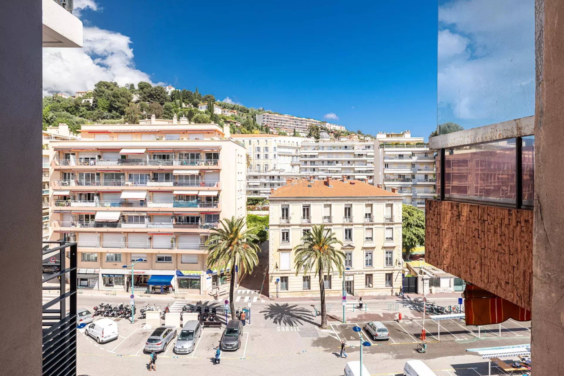 Photo 18 — LA RIVIERA PROPERTIES