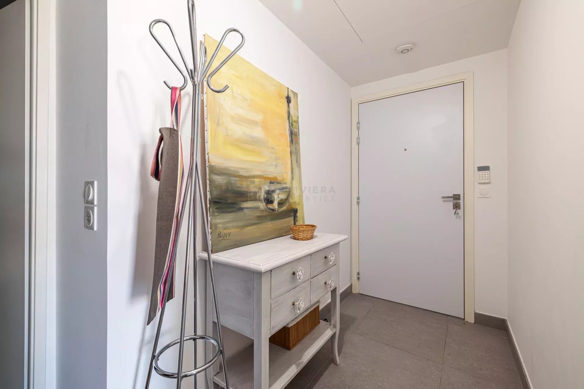 Photo 14 — LA RIVIERA PROPERTIES