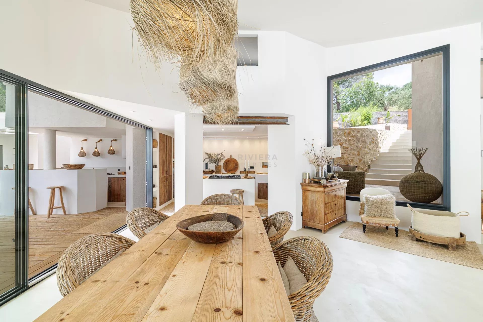 Photo 7 — LA RIVIERA PROPERTIES