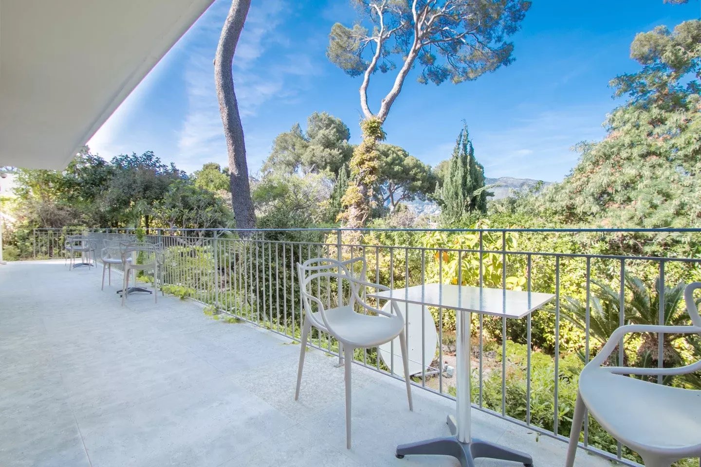 Photo 25 — LA RIVIERA PROPERTIES