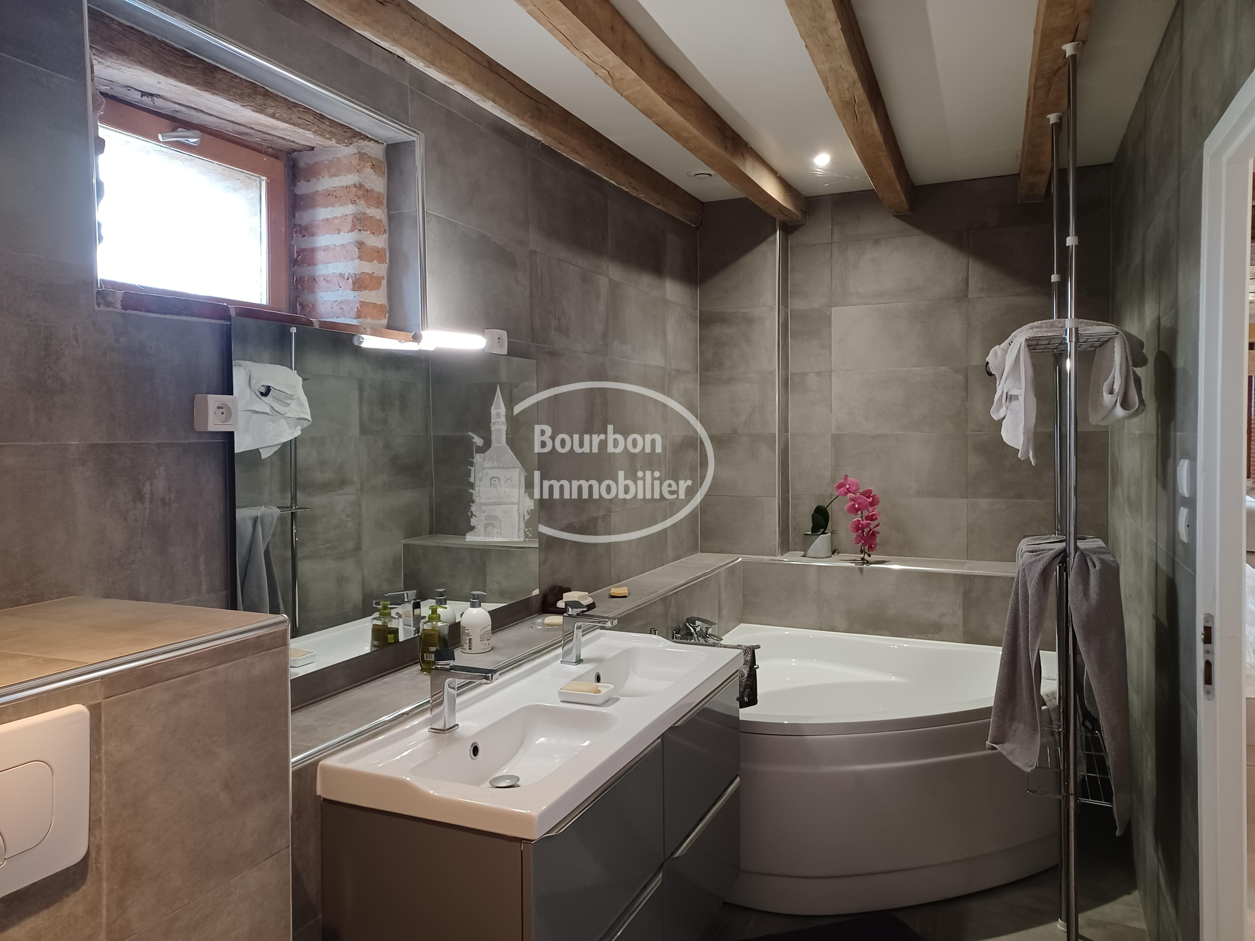Photo 8 — BOURBON IMMOBILIER