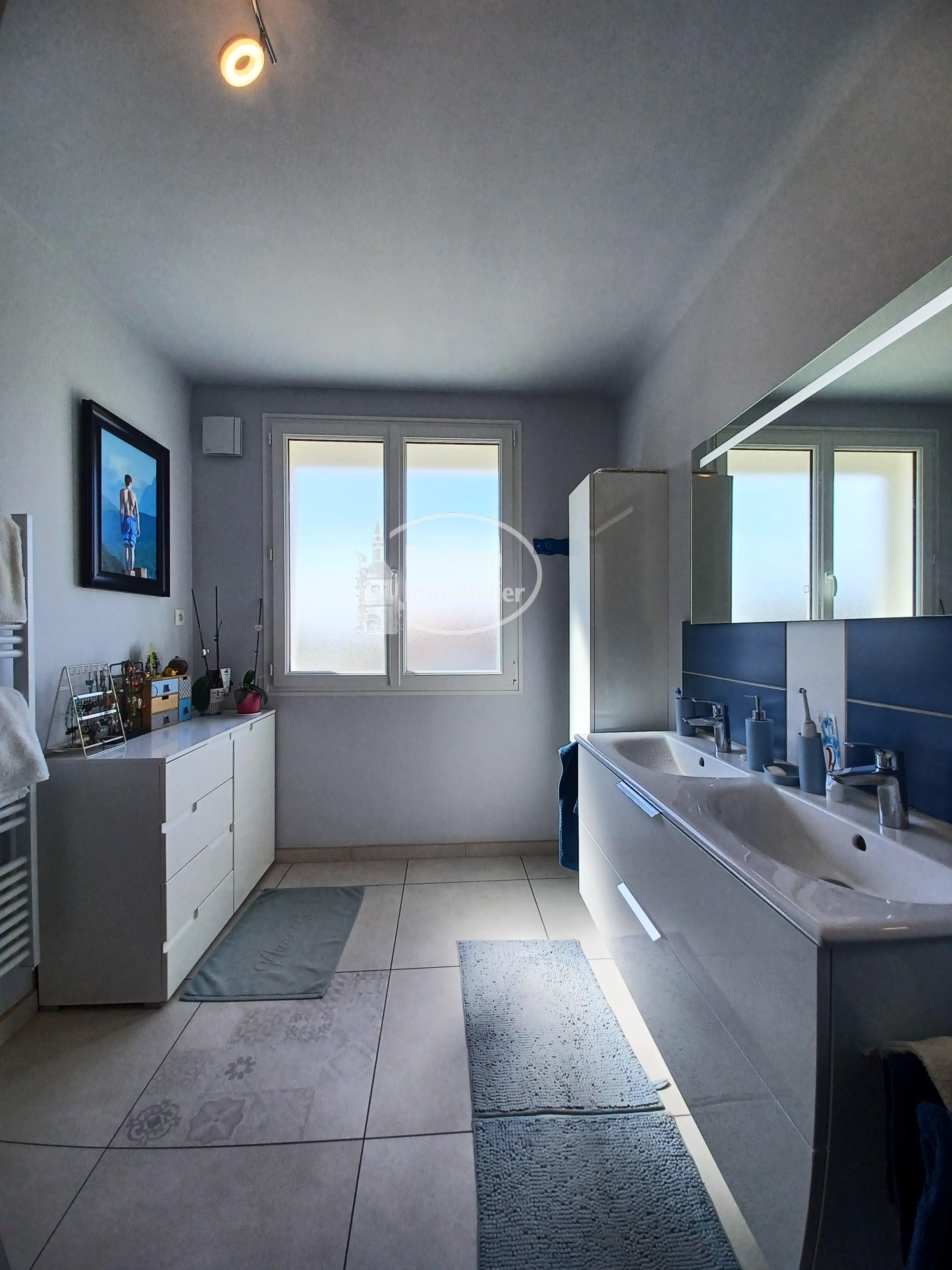 Photo 9 — BOURBON IMMOBILIER