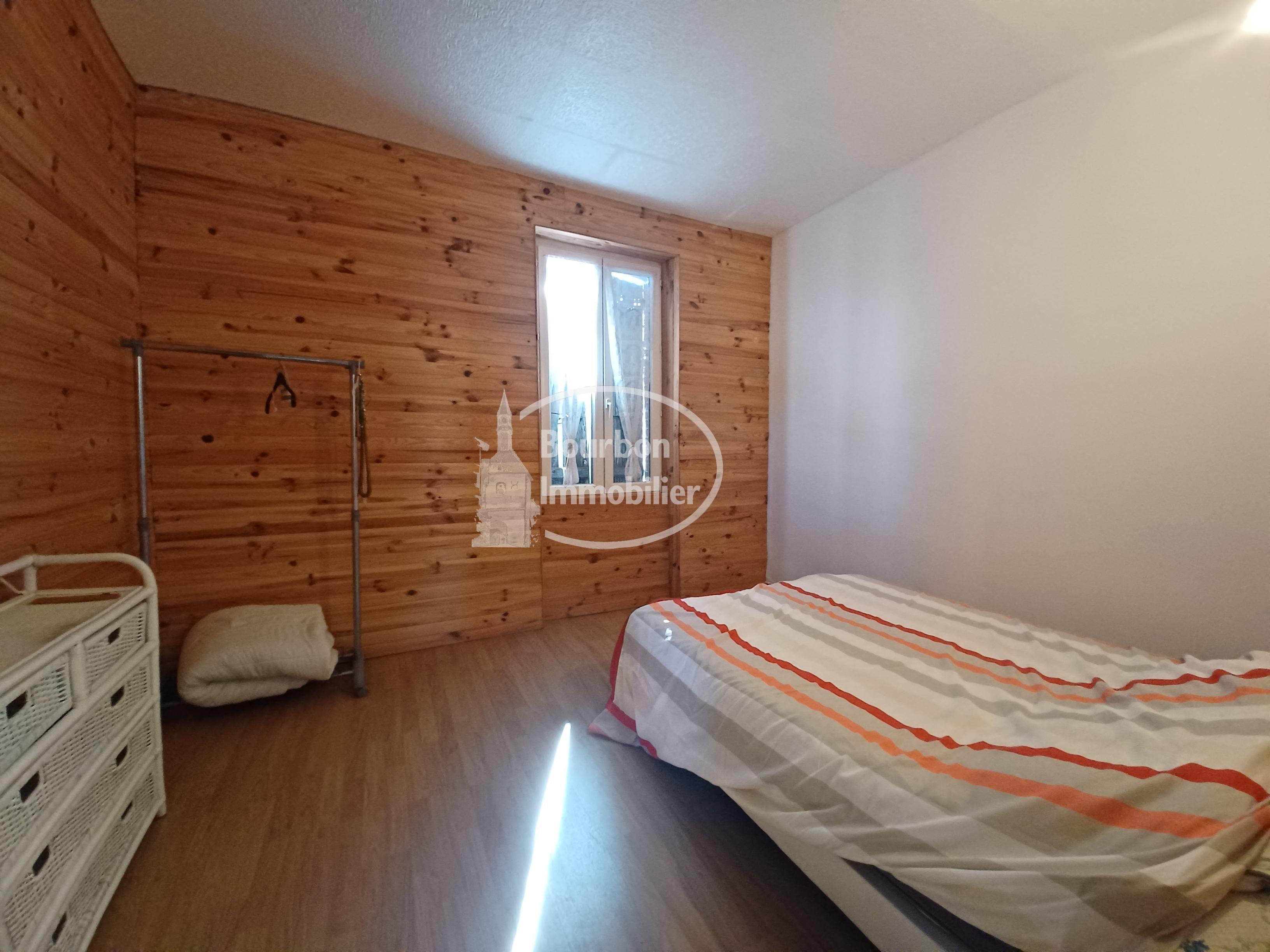 Photo 10 — BOURBON IMMOBILIER
