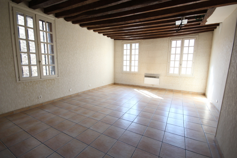 Photo 8 — Agence MAUPIN