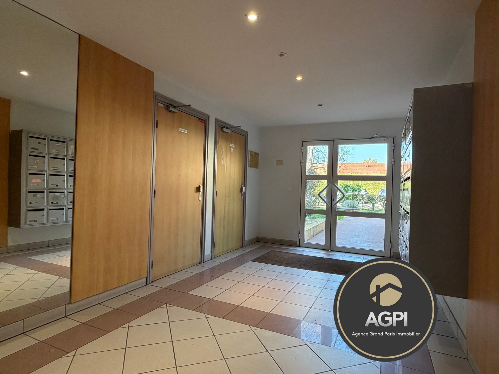 Photo 14 — AGENCE GRAND PARIS IMMOBILIER