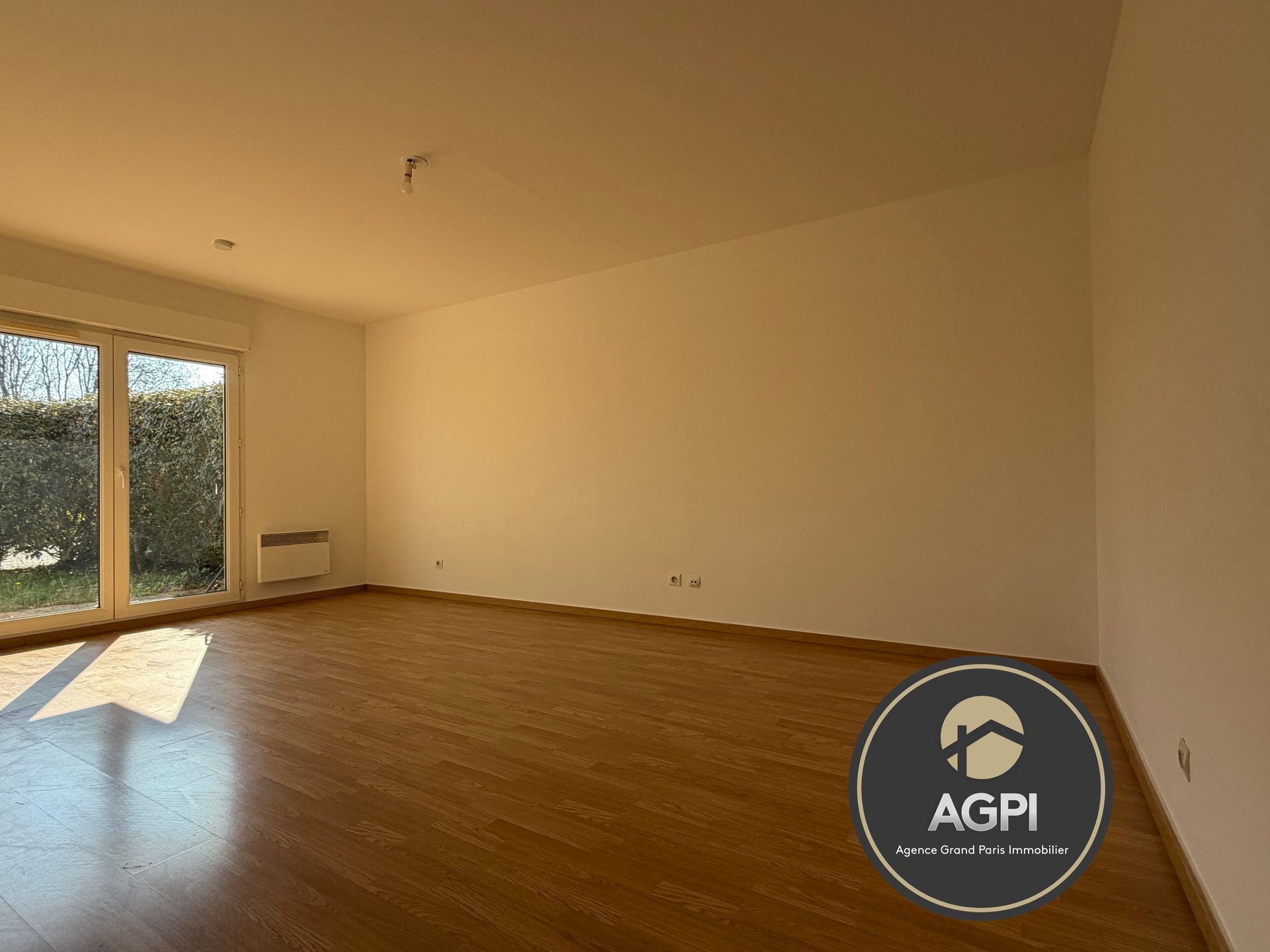 Photo 2 — AGENCE GRAND PARIS IMMOBILIER