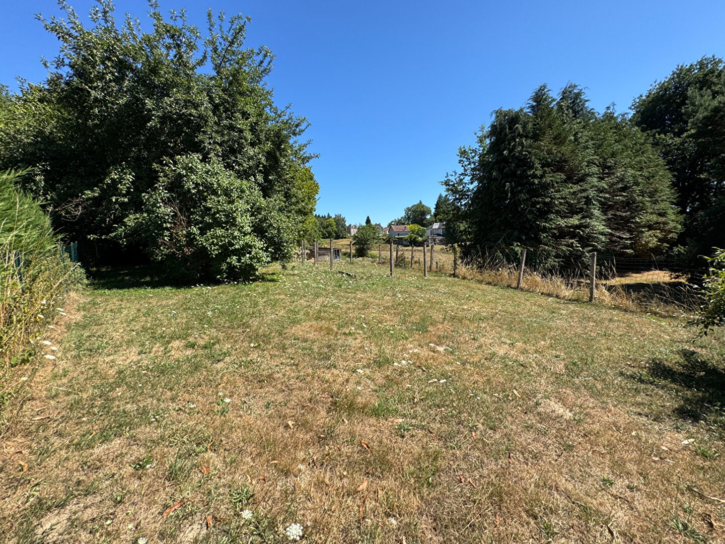 Photo 2 — VERT ET BLEU IMMOBILIER