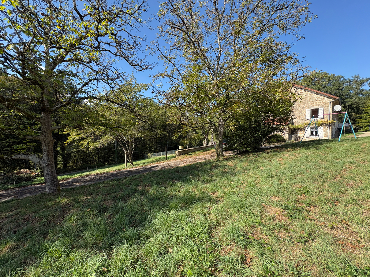 Photo 3 — VERT ET BLEU IMMOBILIER