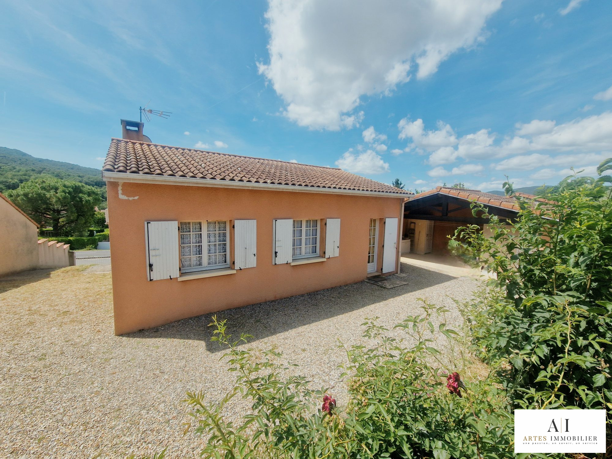 Photo 2 — ARTES IMMOBILIER