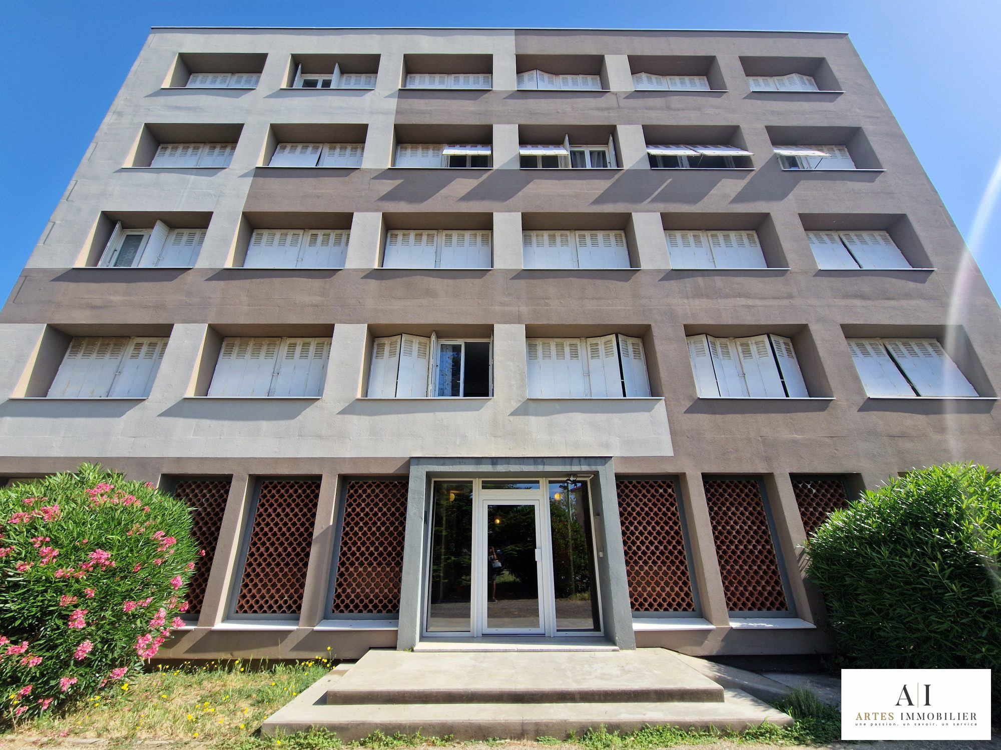 Photo 2 — ARTES IMMOBILIER